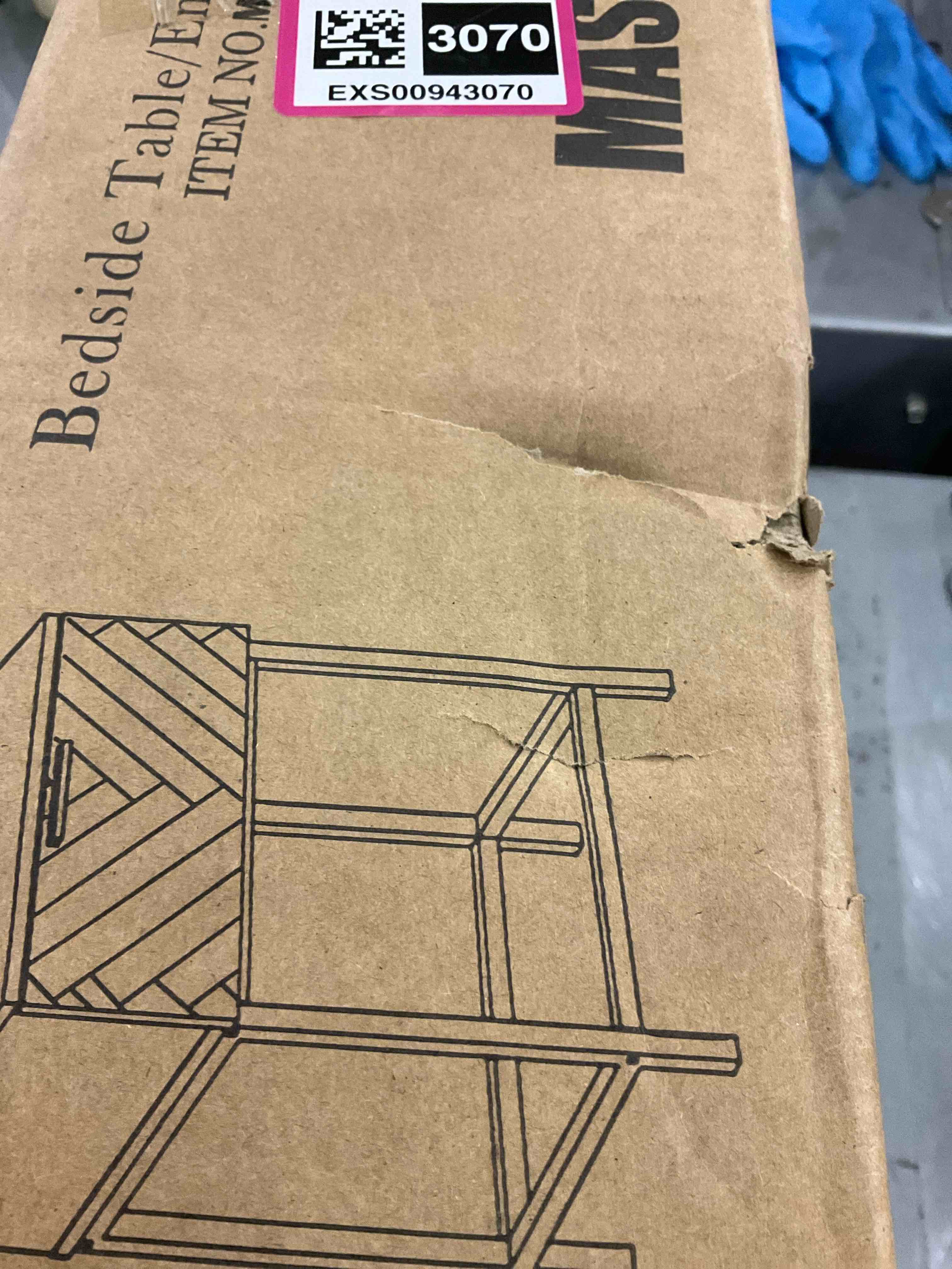 https://s3.amazonaws.com/lotting-images-prod/bidfta/EXS00943070_1702991927507.jpeg