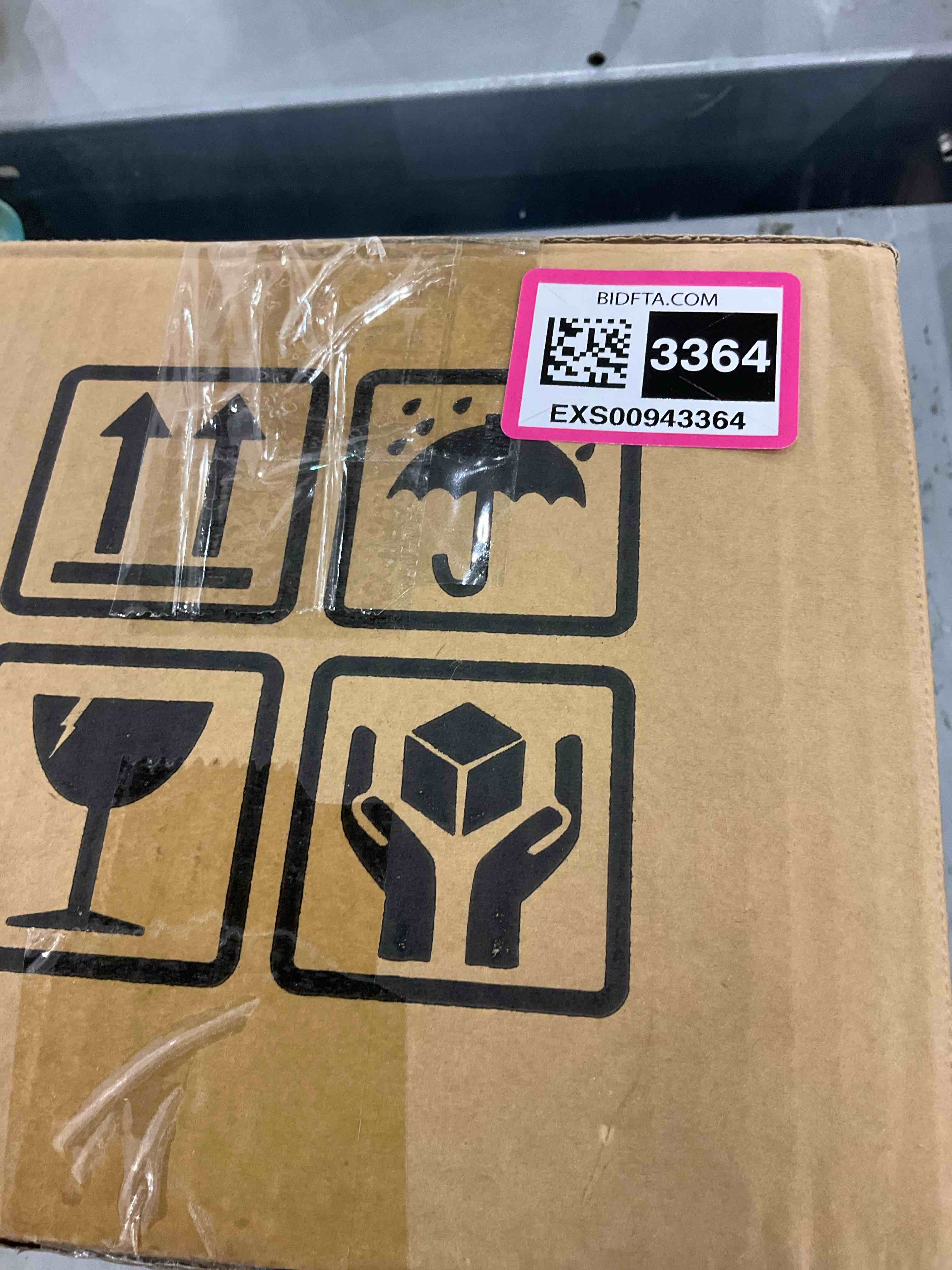 https://s3.amazonaws.com/lotting-images-prod/bidfta/EXS00943364_1703161955353.jpeg