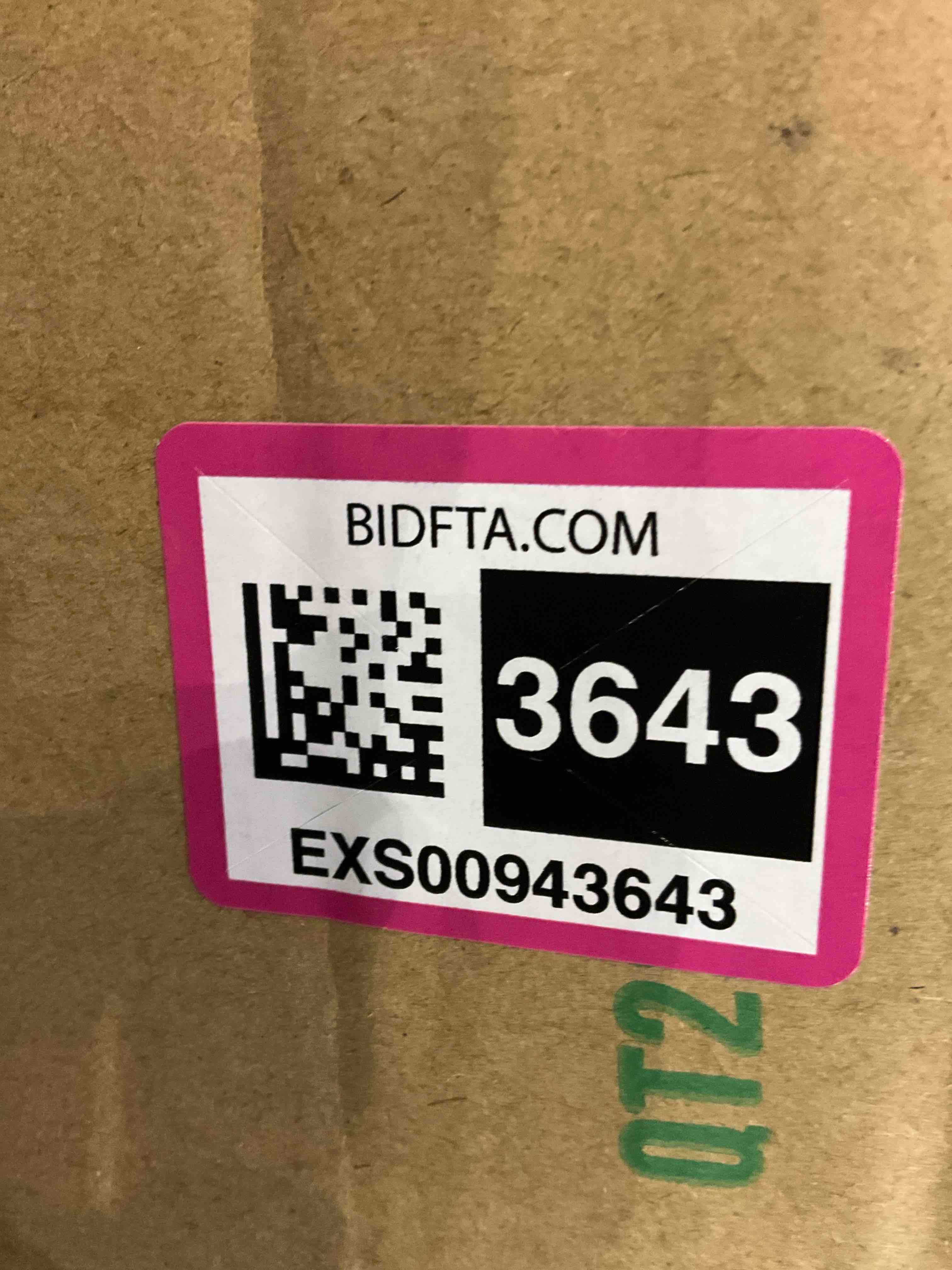 https://s3.amazonaws.com/lotting-images-prod/bidfta/EXS00943643_1703251811707.jpeg