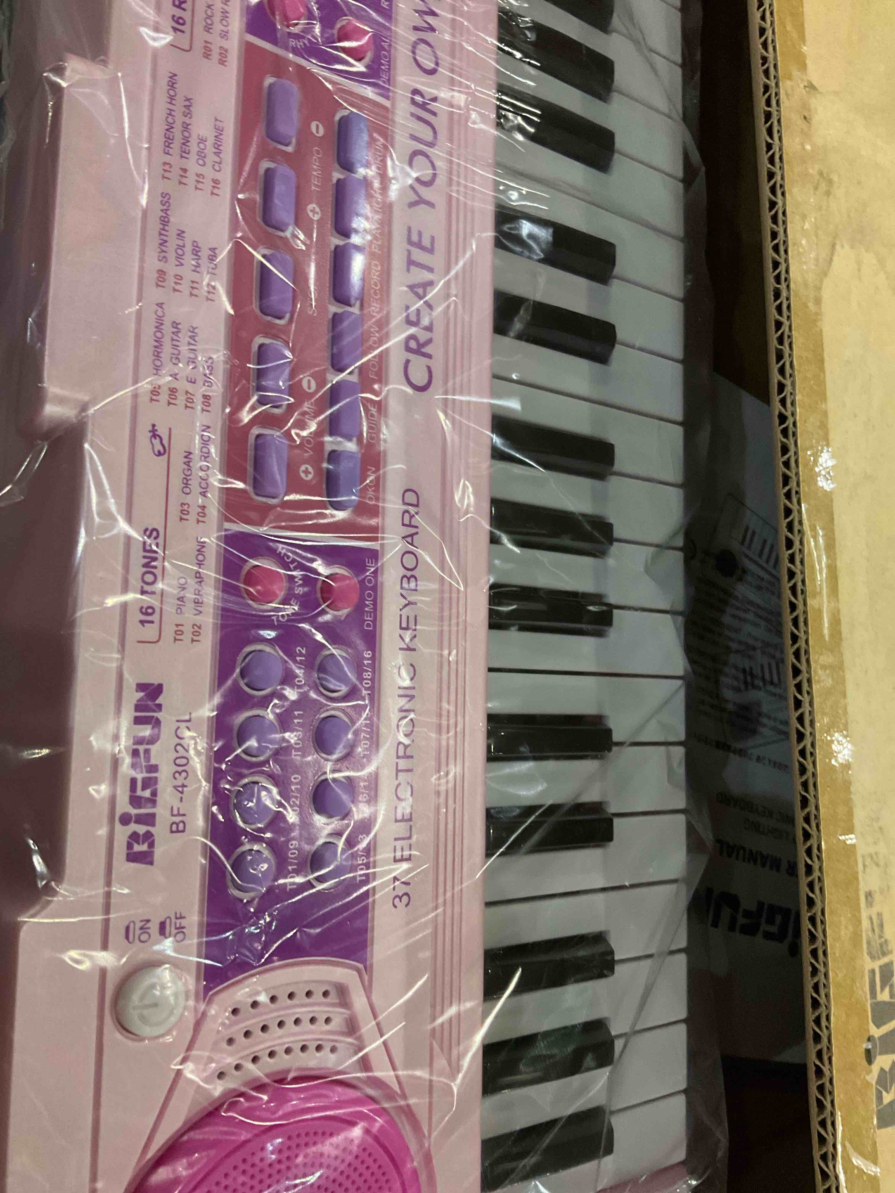 aPerfectLife Kids Piano Keyboard, 37 Keys Multi-Function Electric Piano for Kids Toddler Keyboard with Microphone, Educational Toys for 3 4 5 6 7 8 Year Old boy Girl Gifts (Pink)