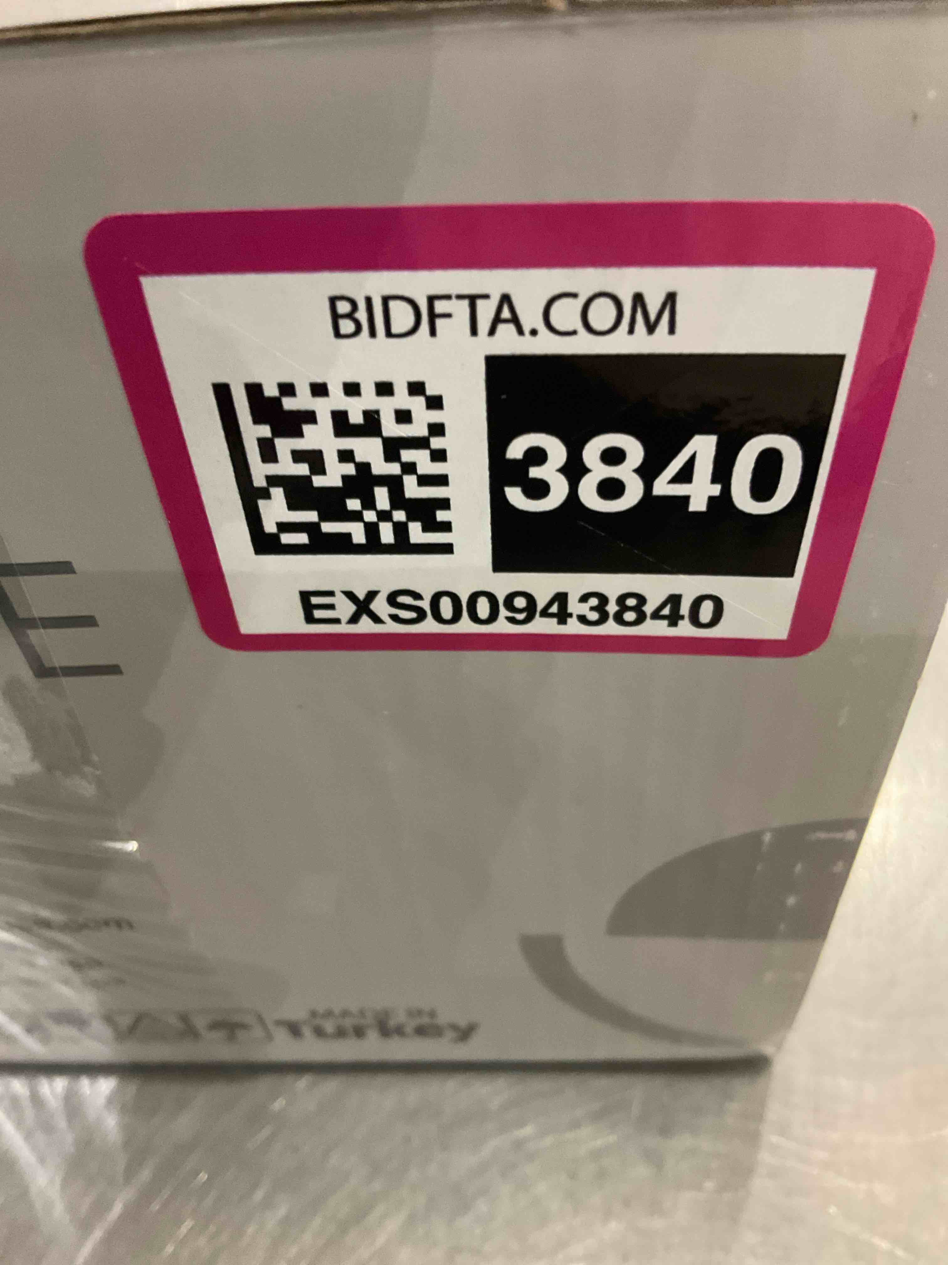 https://s3.amazonaws.com/lotting-images-prod/bidfta/EXS00943840_1703699878079.jpeg