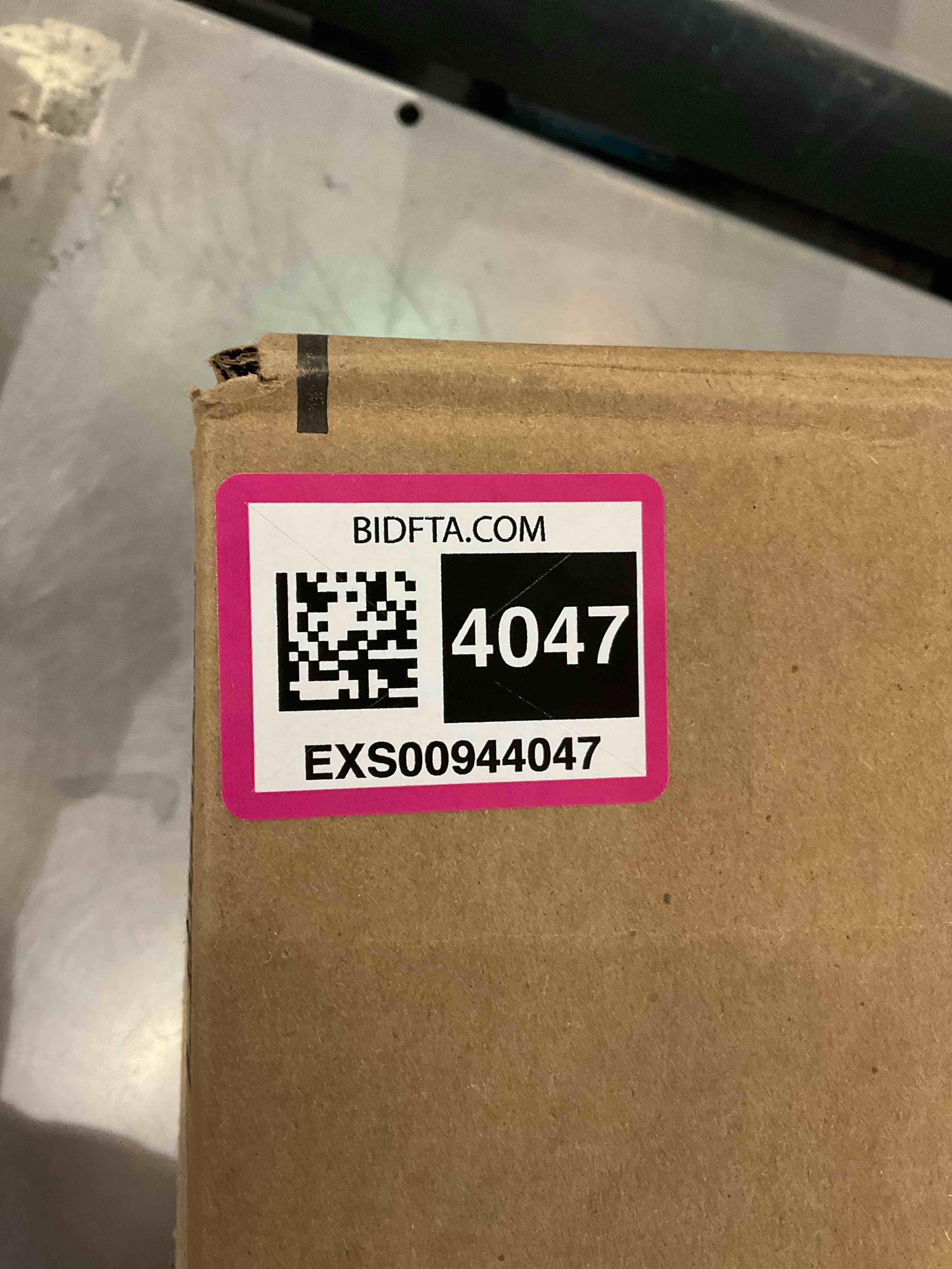 https://s3.amazonaws.com/lotting-images-prod/bidfta/EXS00944047_1702917528132.jpeg