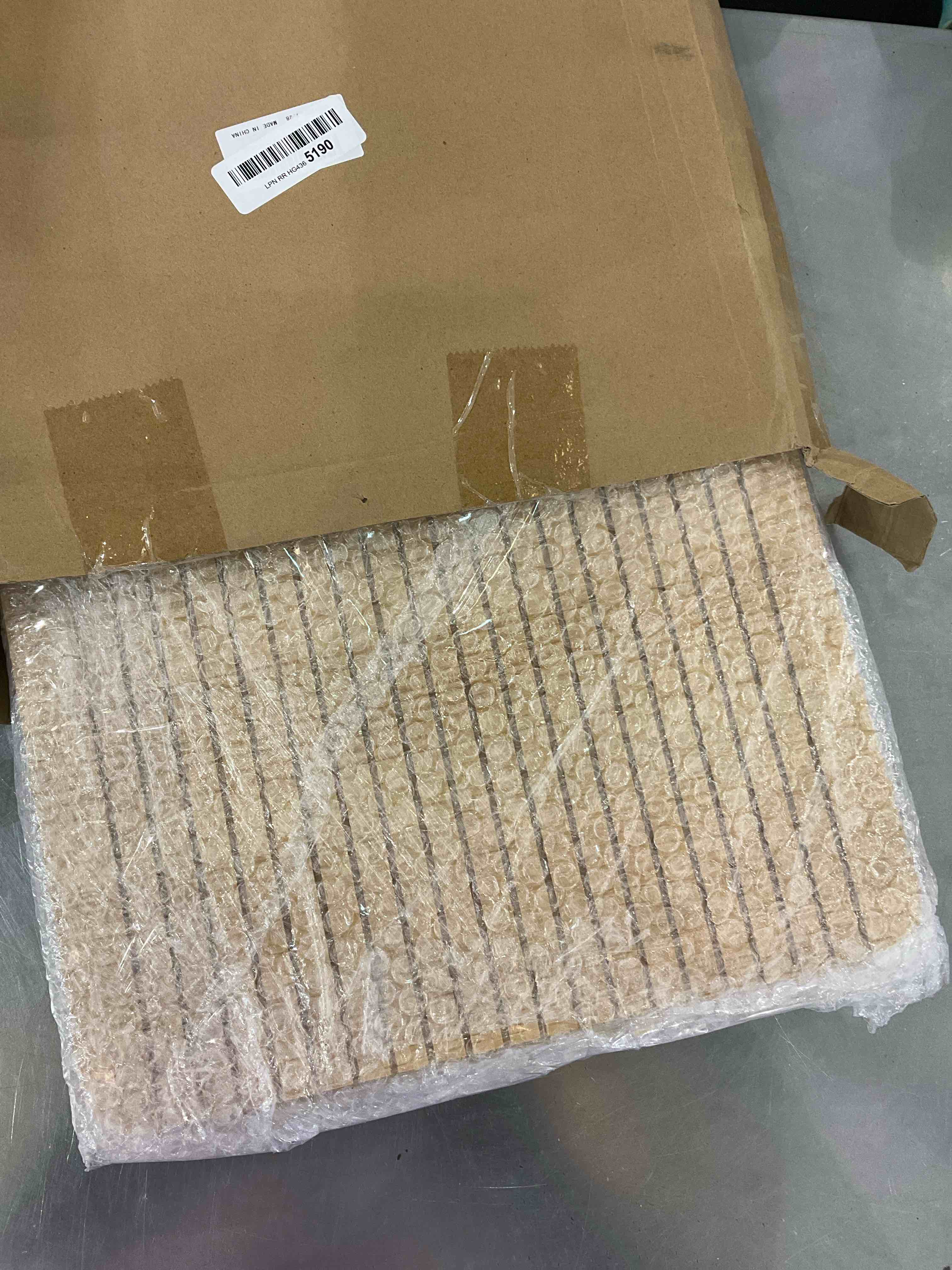 https://s3.amazonaws.com/lotting-images-prod/bidfta/EXS00945060_1704471609904.jpeg