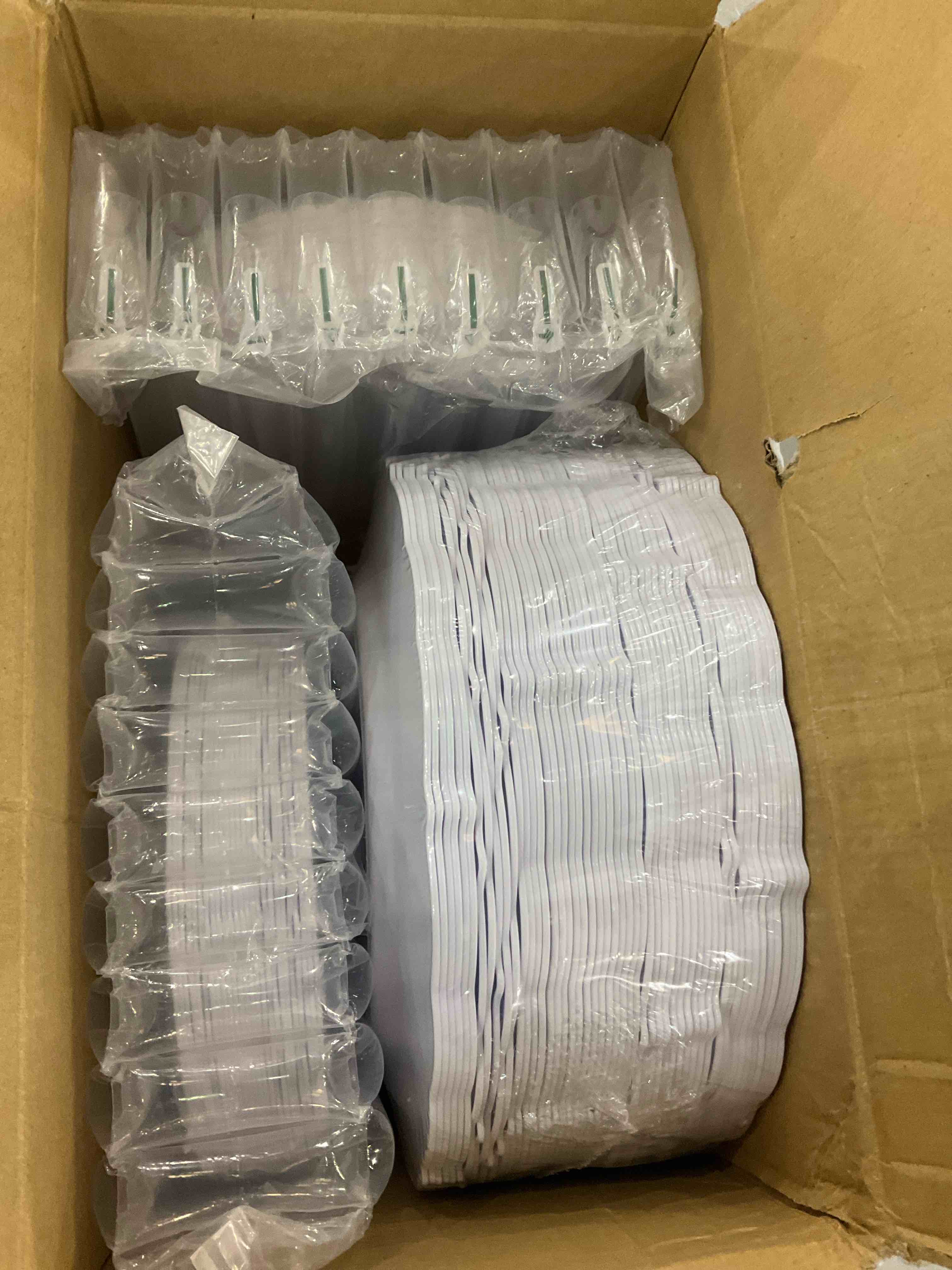 https://s3.amazonaws.com/lotting-images-prod/bidfta/EXS00945118_1704484050949.jpeg