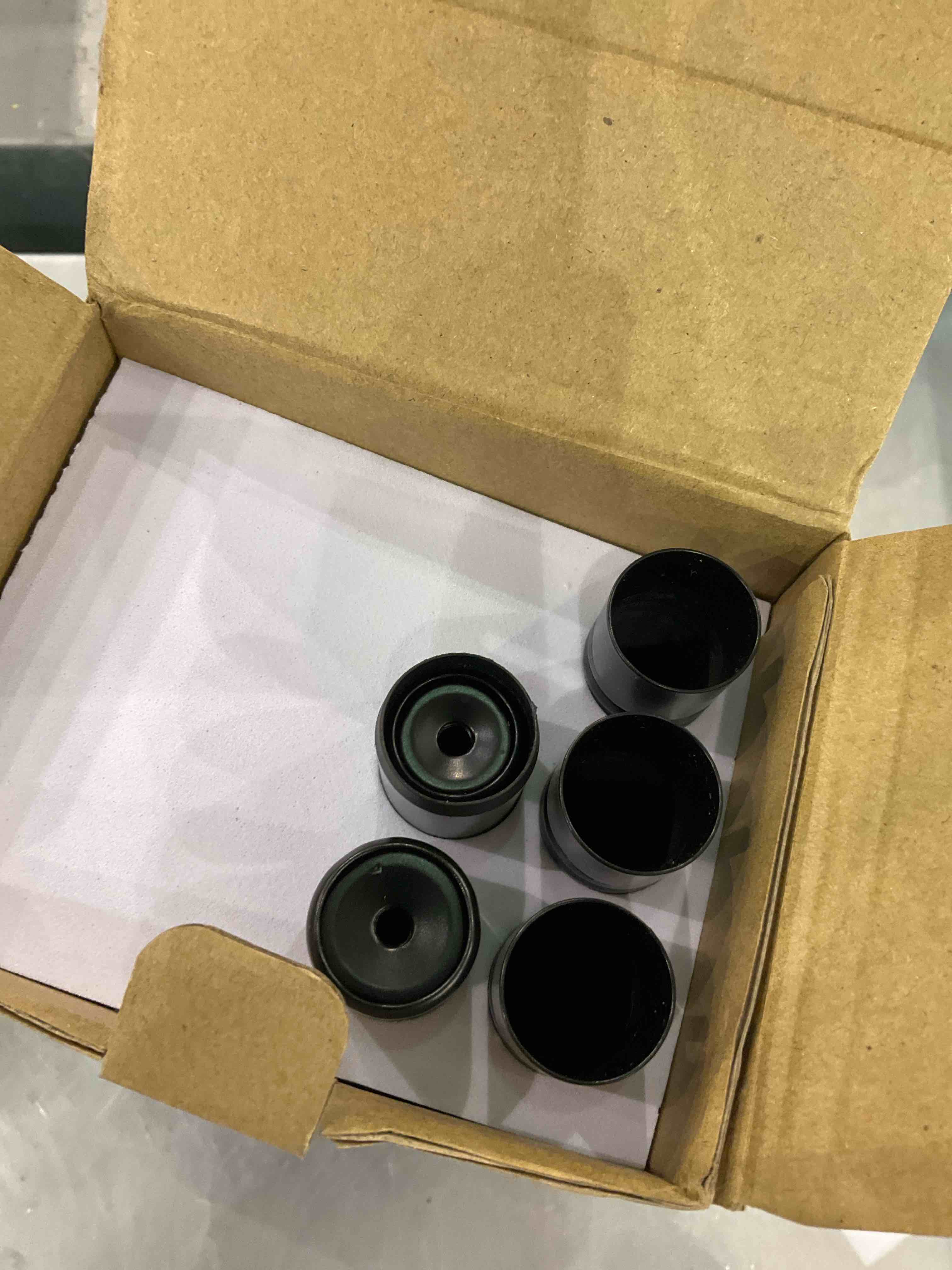 https://s3.amazonaws.com/lotting-images-prod/bidfta/EXS00945131_1704716265125.jpeg