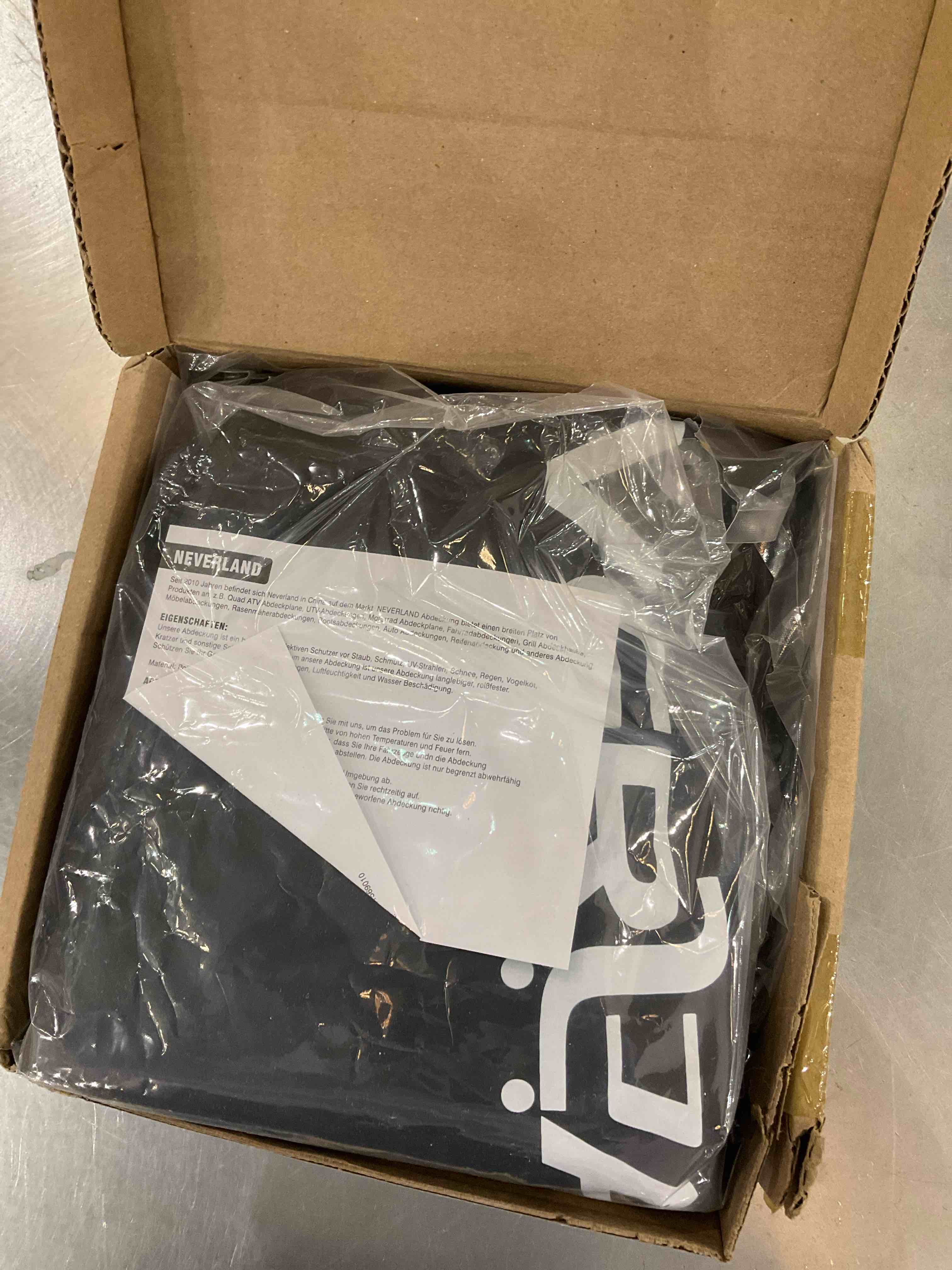 https://s3.amazonaws.com/lotting-images-prod/bidfta/EXS00945224_1704732128532.jpeg