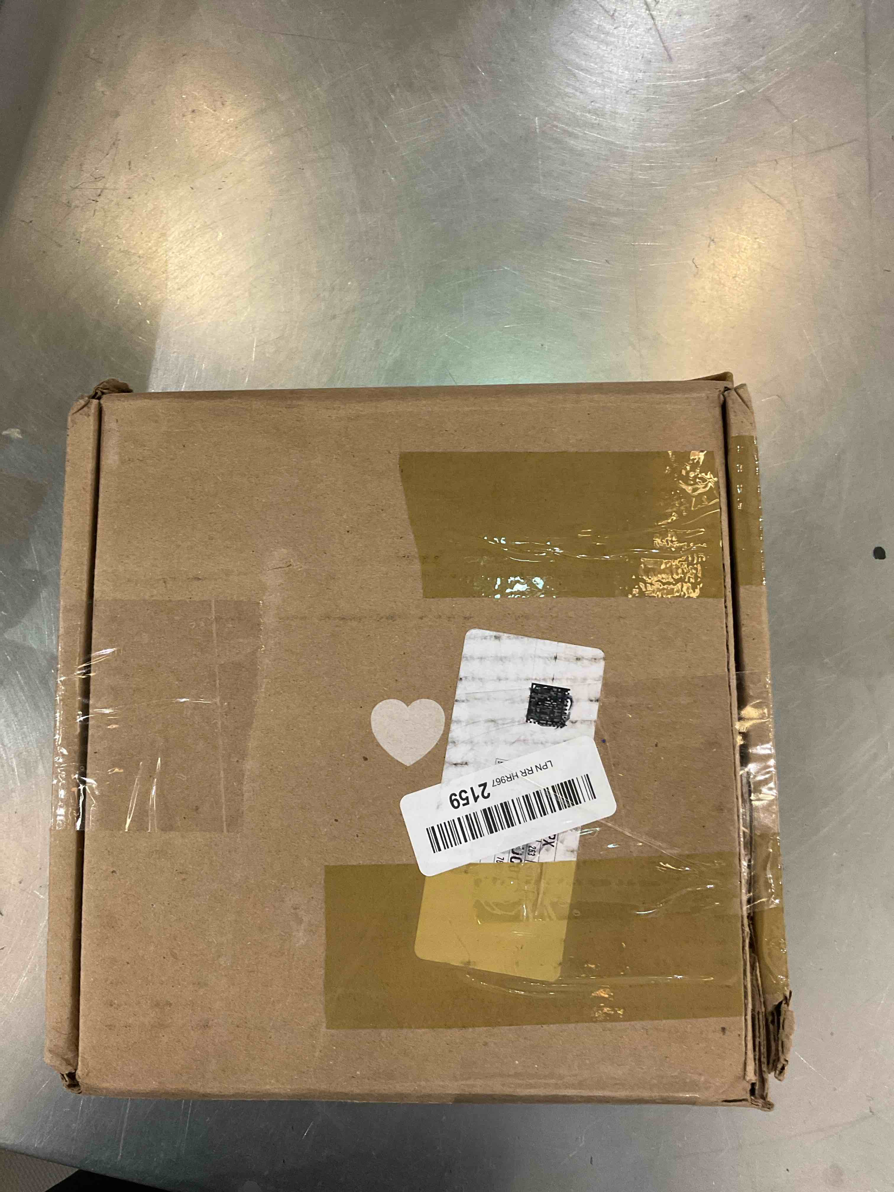 https://s3.amazonaws.com/lotting-images-prod/bidfta/EXS00945224_1704732153841.jpeg