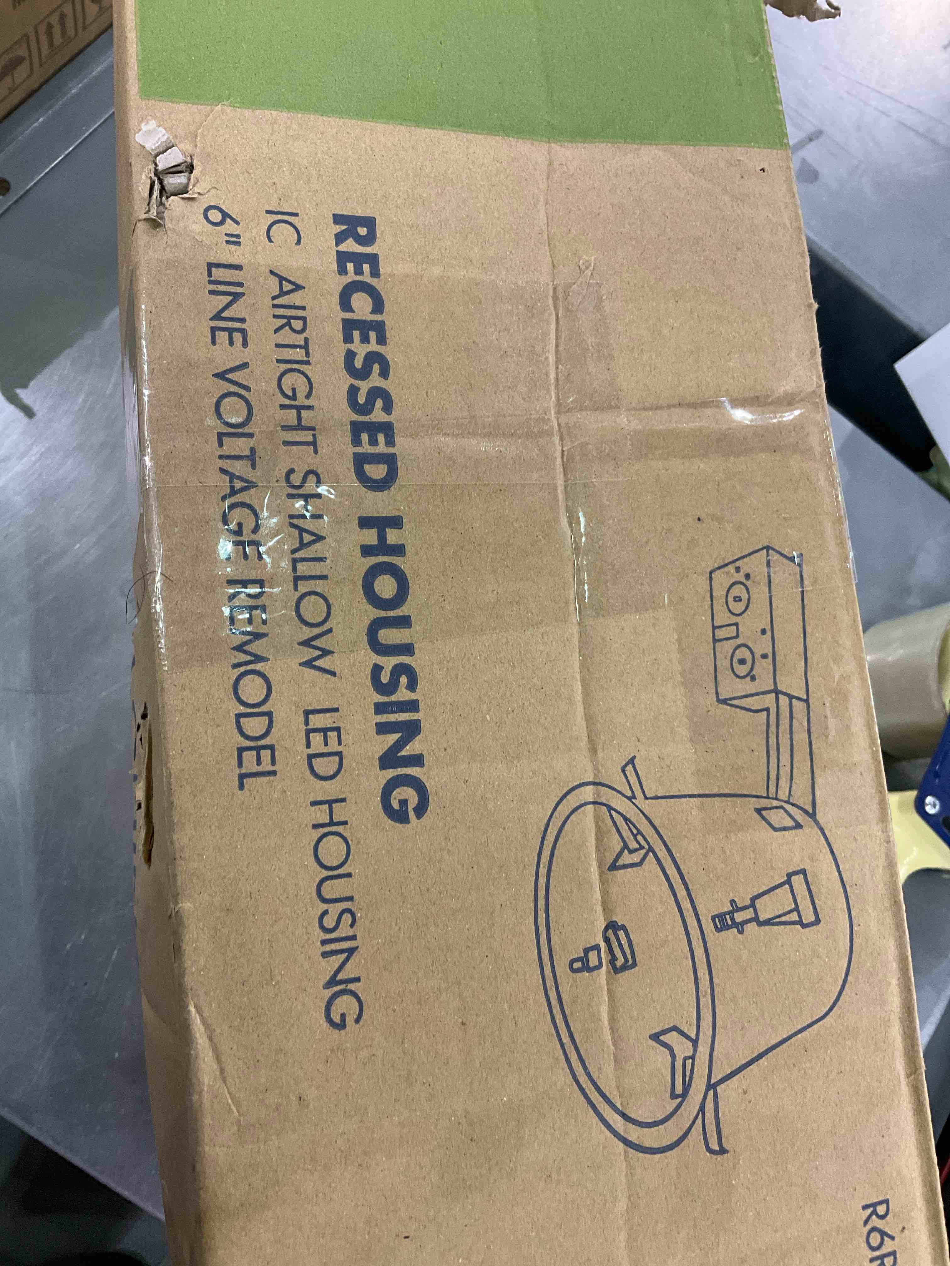 https://s3.amazonaws.com/lotting-images-prod/bidfta/EXS00945480_1704893066196.jpeg