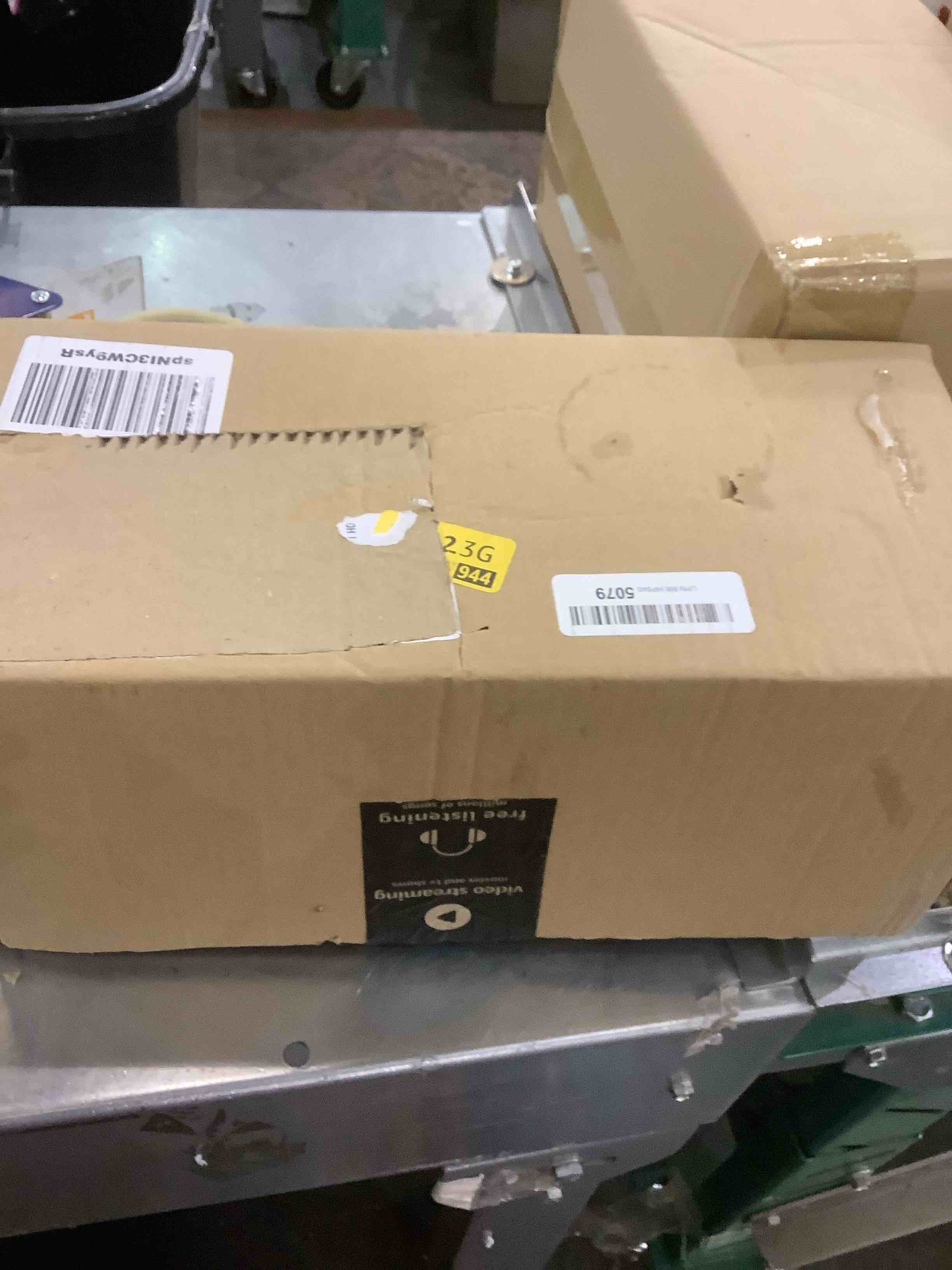 https://s3.amazonaws.com/lotting-images-prod/bidfta/EXS00946183_1703095110486.jpeg