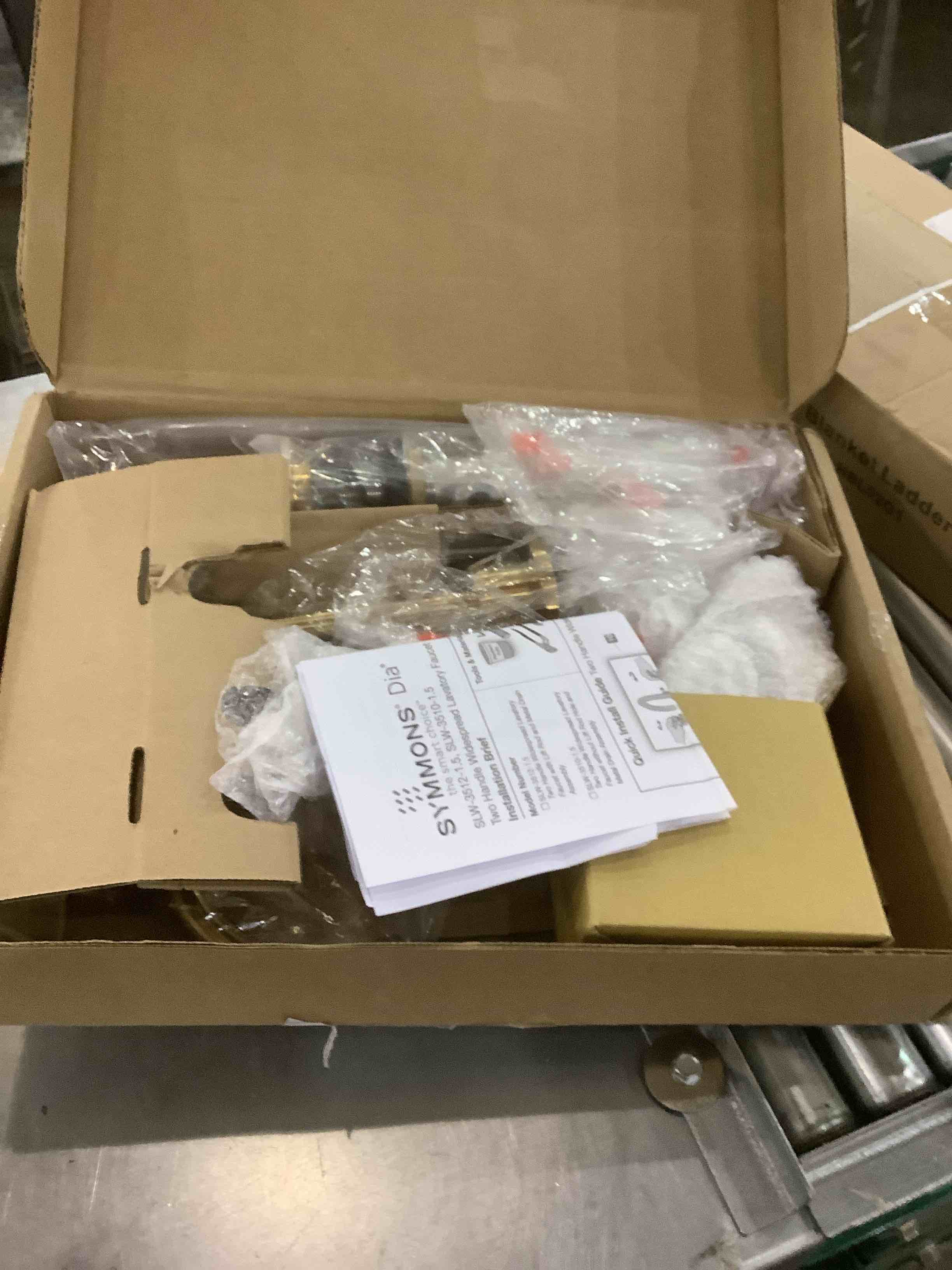 https://s3.amazonaws.com/lotting-images-prod/bidfta/EXS00946235_1703102853382.jpeg