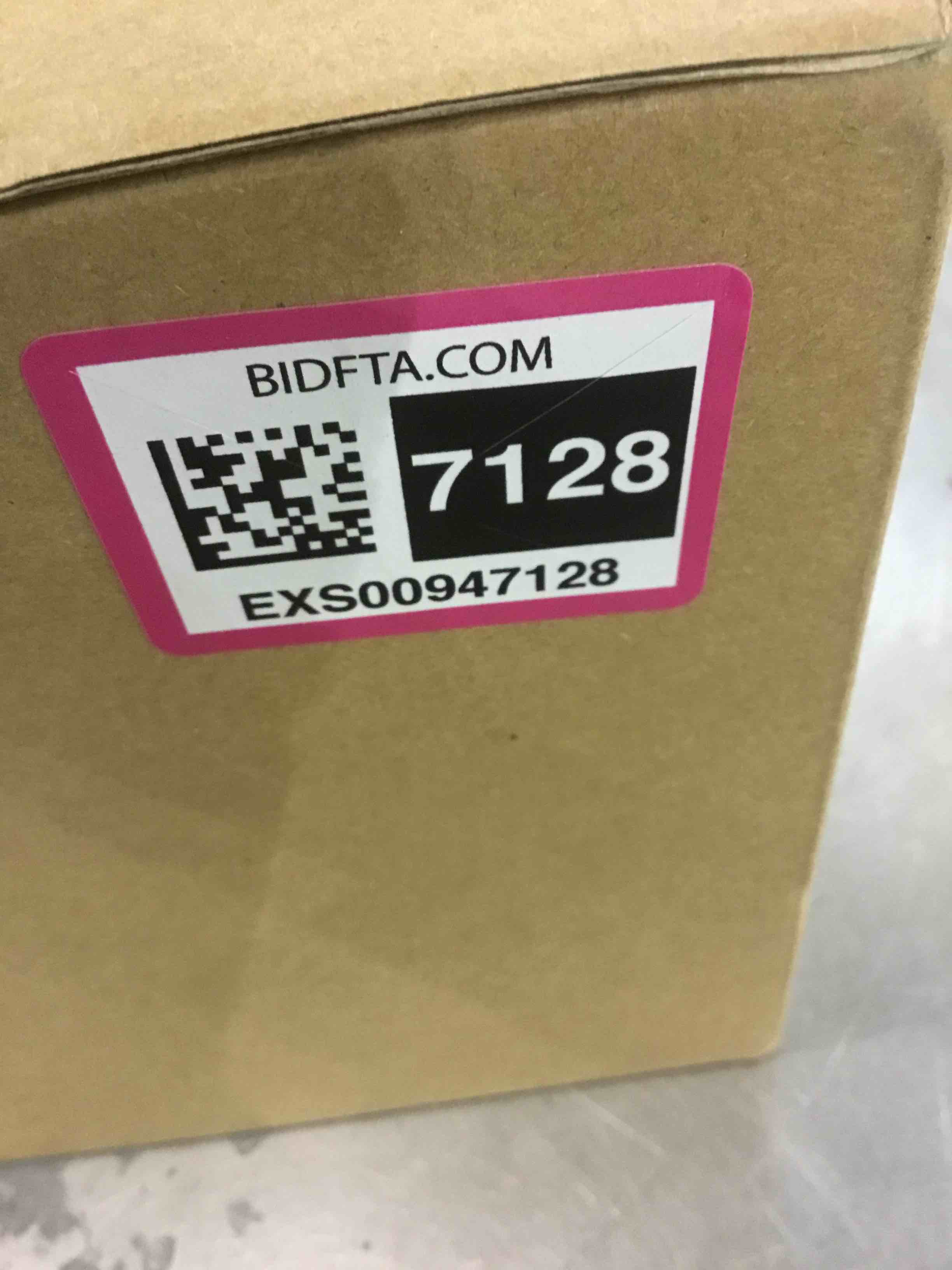 https://s3.amazonaws.com/lotting-images-prod/bidfta/EXS00947128_1704225354097.jpeg