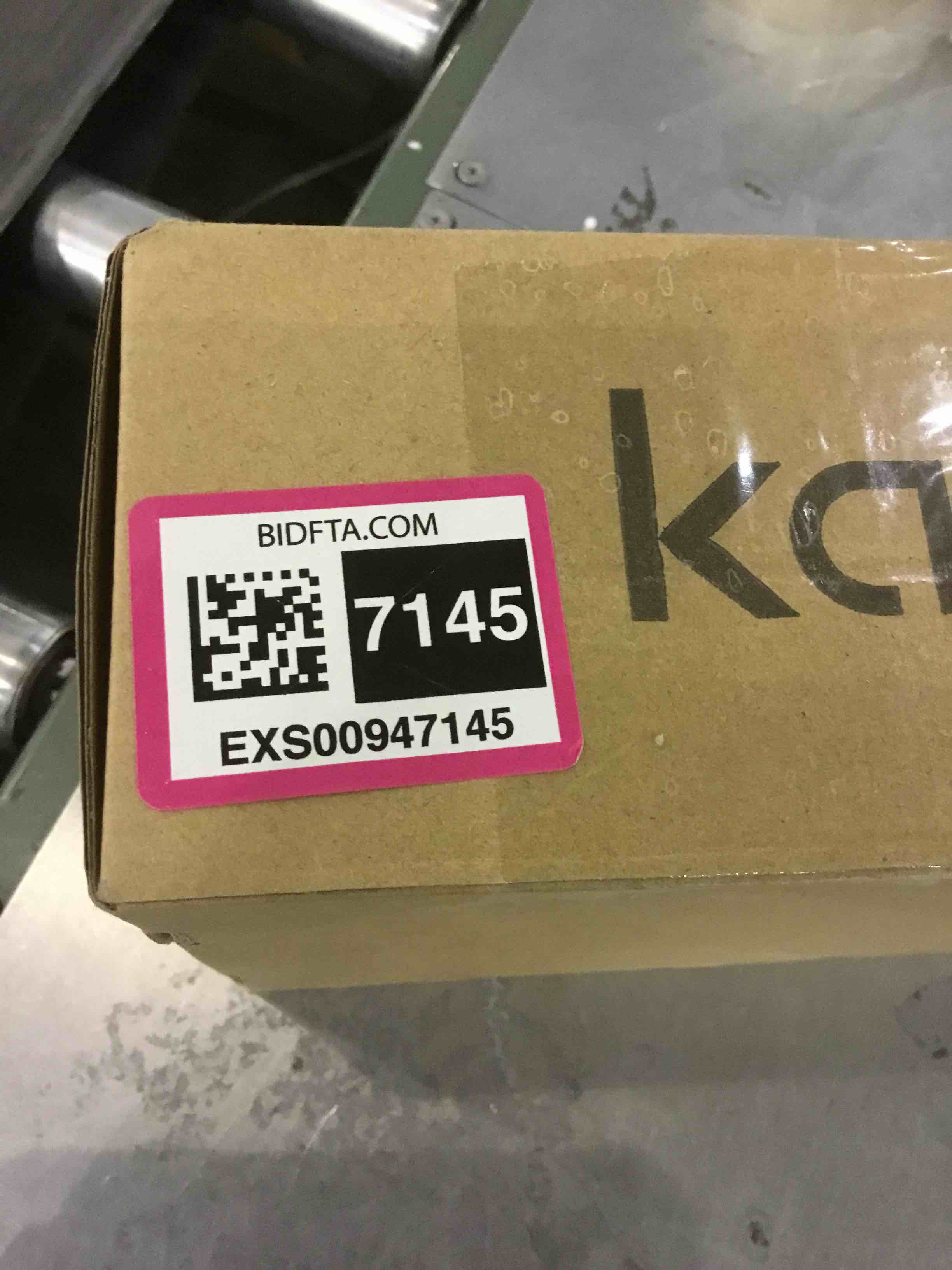https://s3.amazonaws.com/lotting-images-prod/bidfta/EXS00947145_1704284388497.jpeg