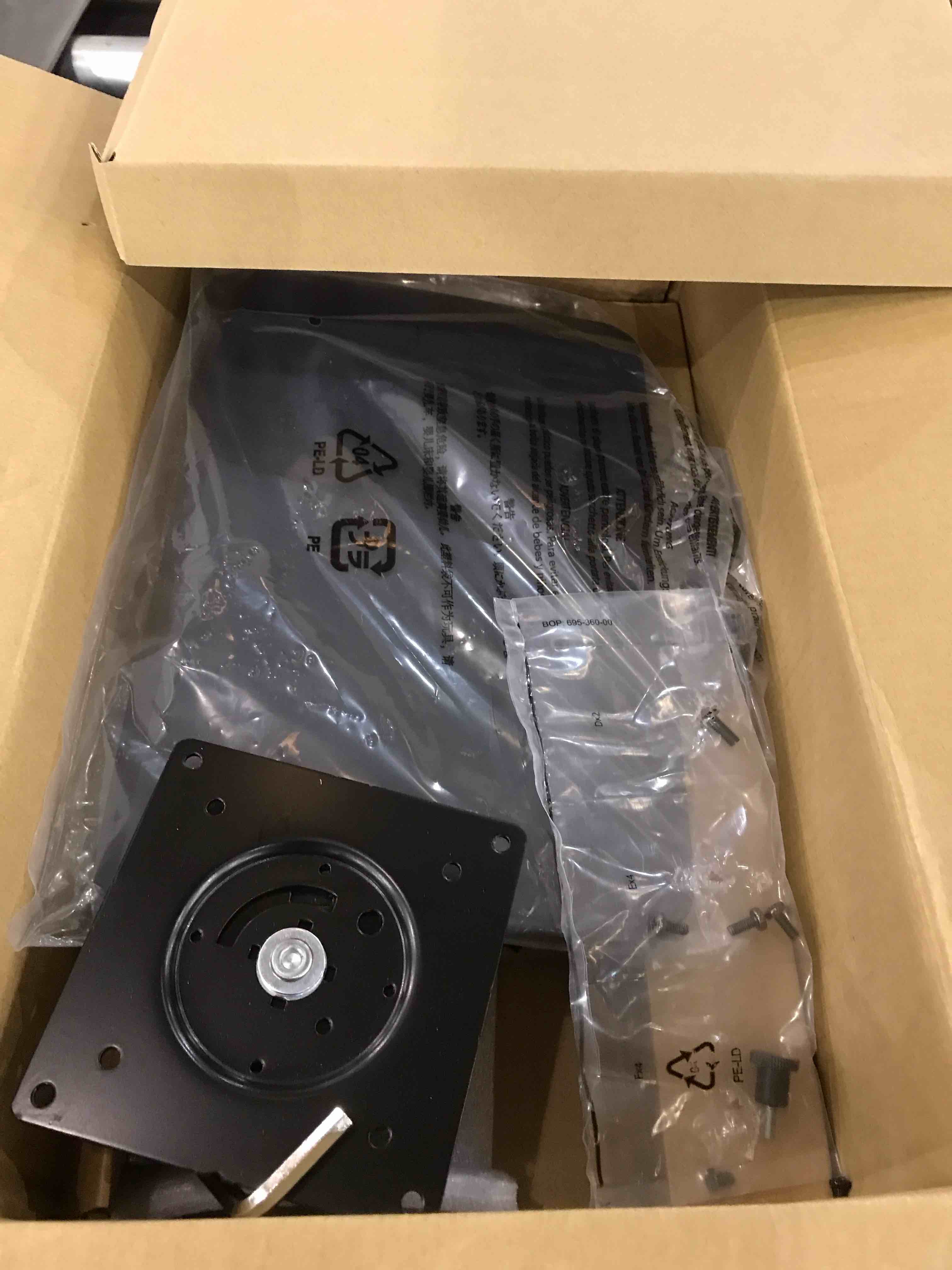 https://s3.amazonaws.com/lotting-images-prod/bidfta/EXS00947256_1704307109482.jpeg