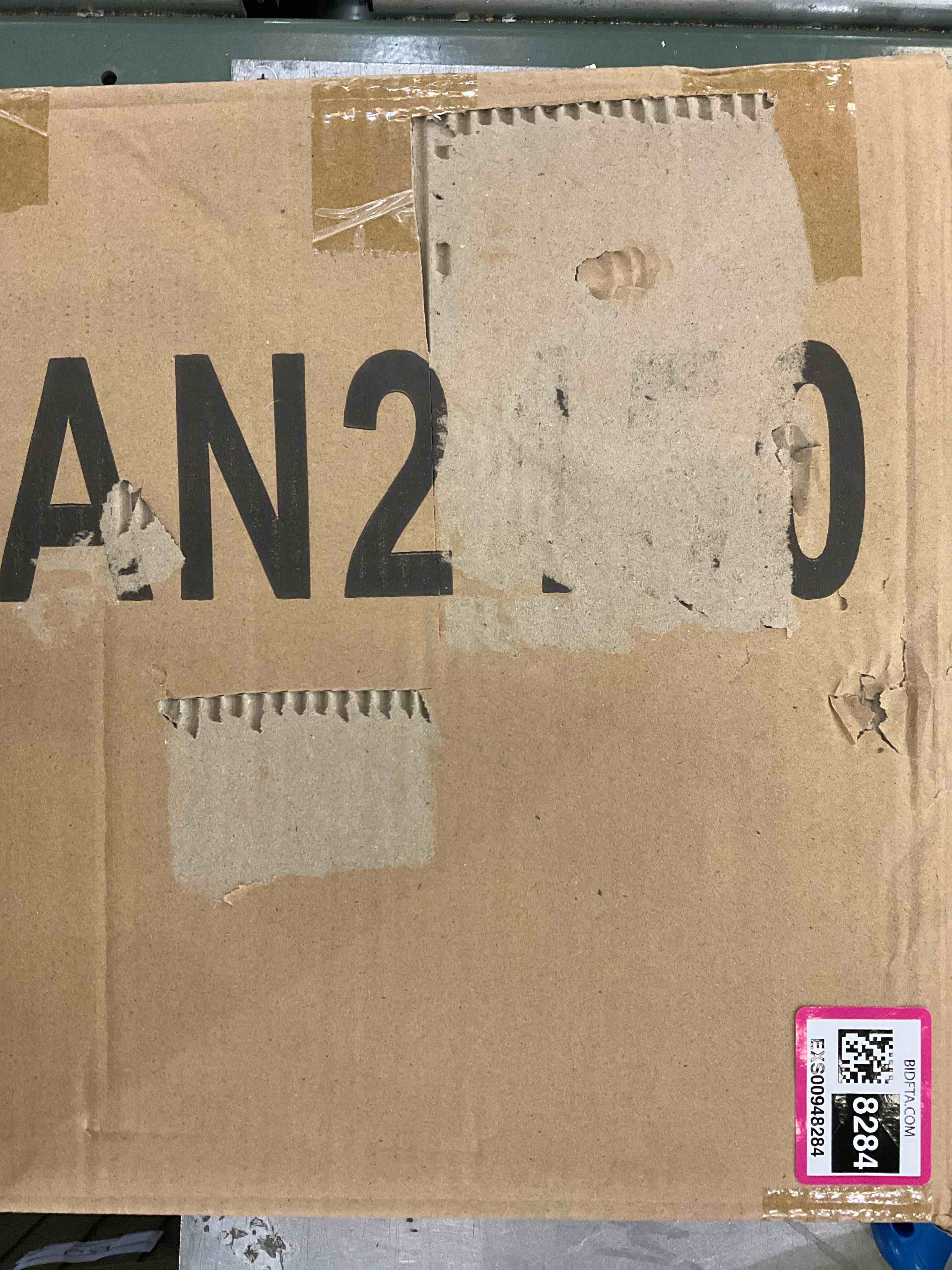 https://s3.amazonaws.com/lotting-images-prod/bidfta/EXS00948284_1704223885650.jpeg