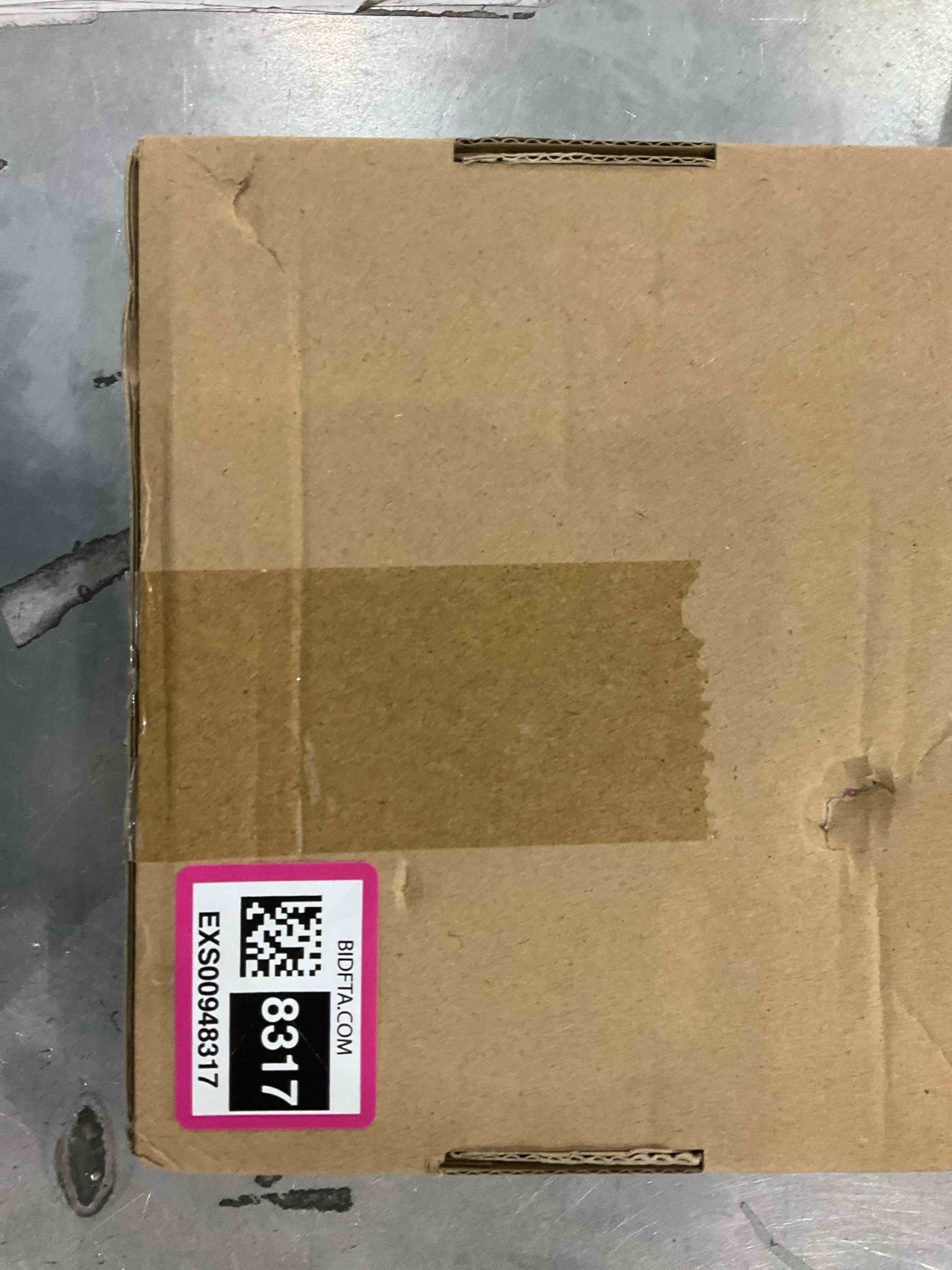 https://s3.amazonaws.com/lotting-images-prod/bidfta/EXS00948317_1704292198722.jpeg