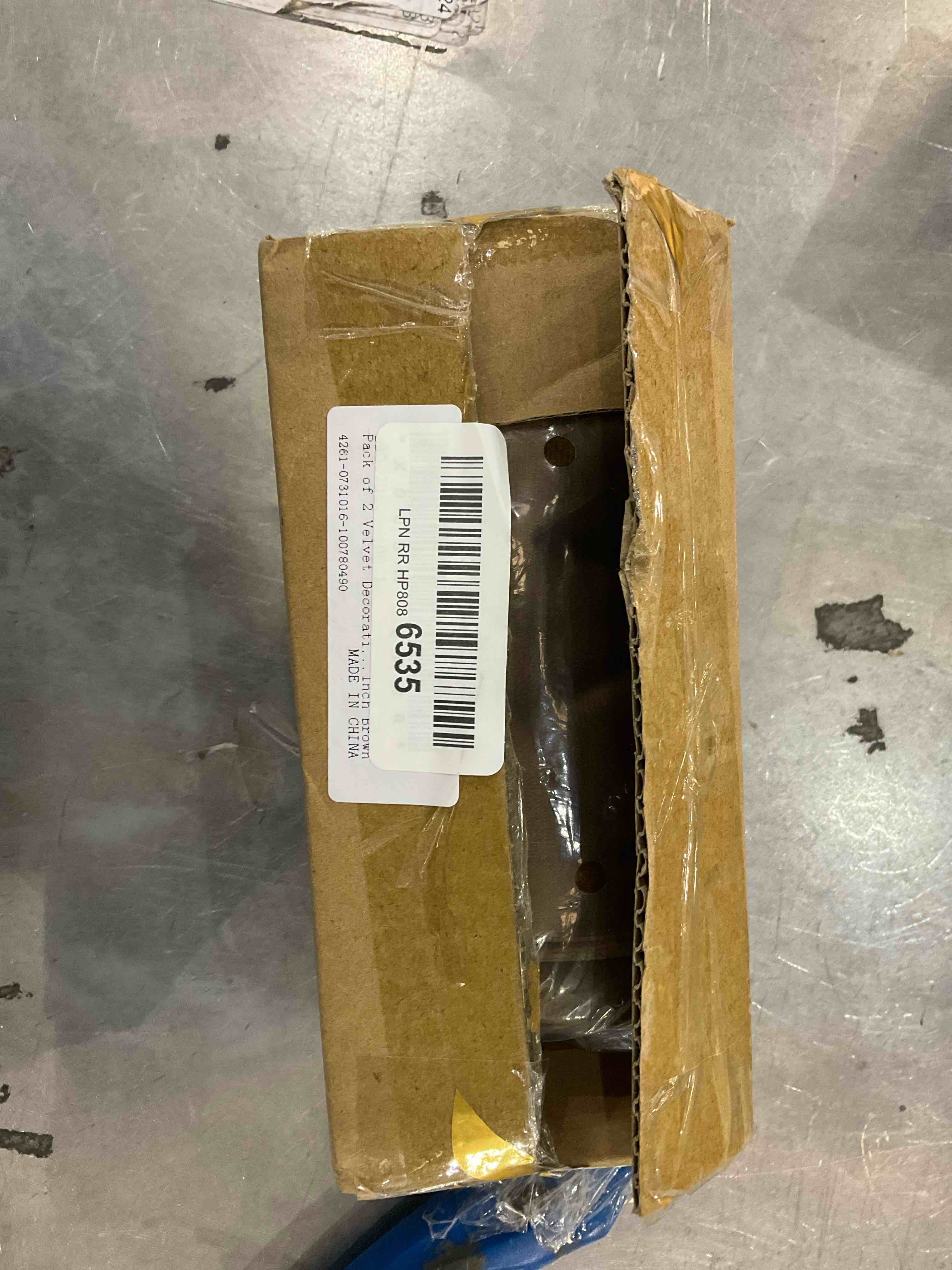 https://s3.amazonaws.com/lotting-images-prod/bidfta/EXS00948320_1704292498140.jpeg