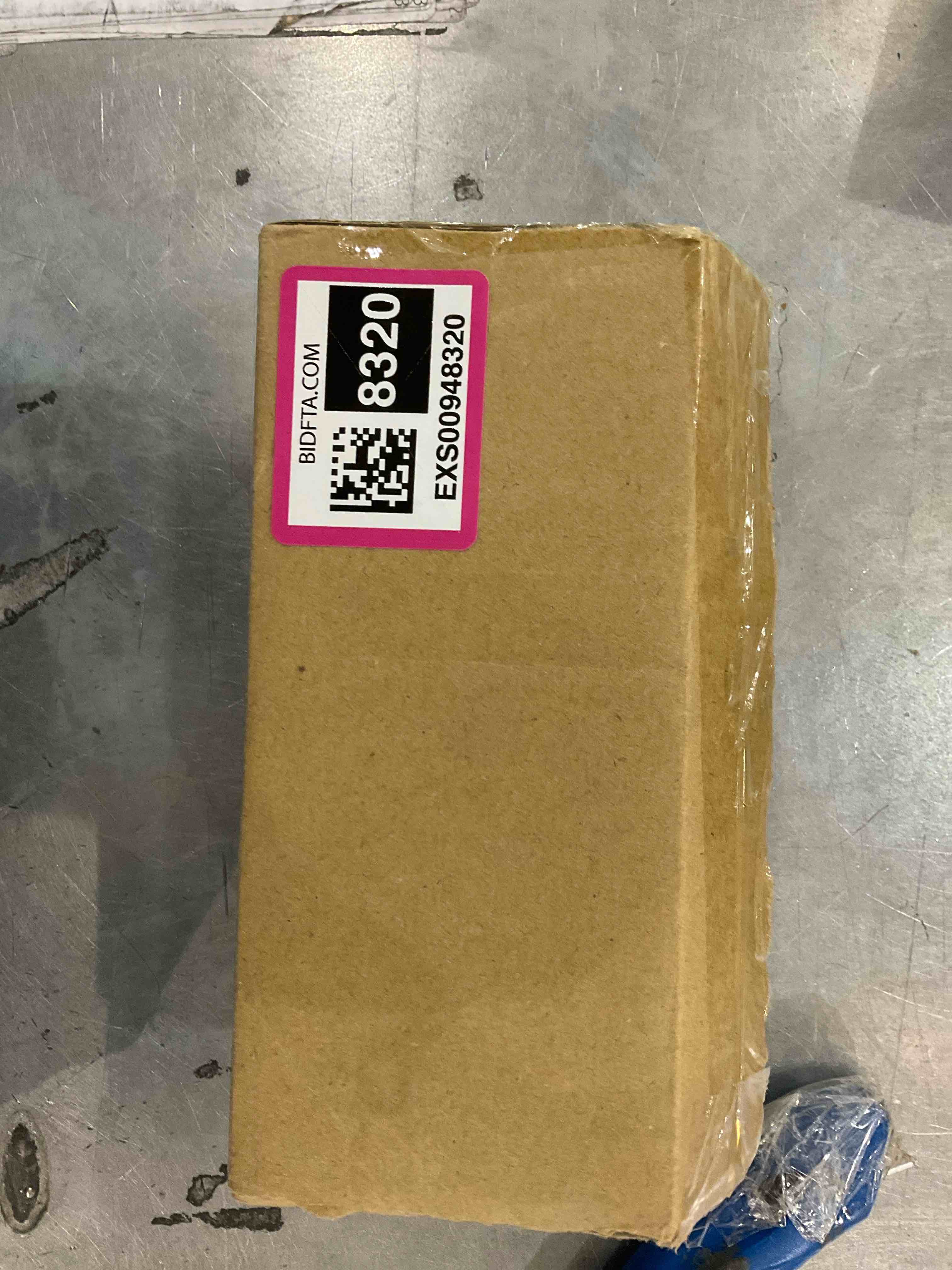 https://s3.amazonaws.com/lotting-images-prod/bidfta/EXS00948320_1704292502346.jpeg