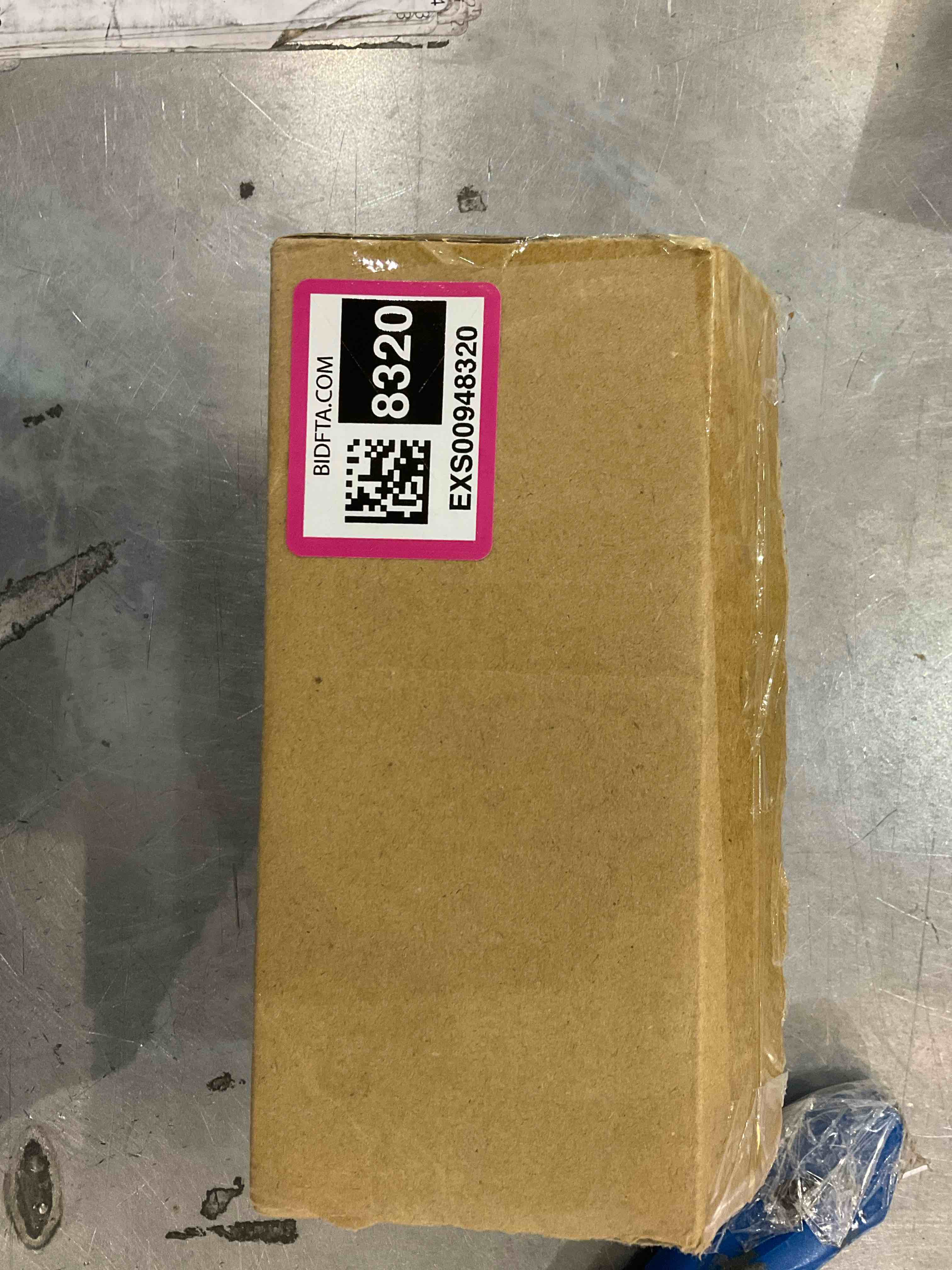 https://s3.amazonaws.com/lotting-images-prod/bidfta/EXS00948320_1704292503186.jpeg