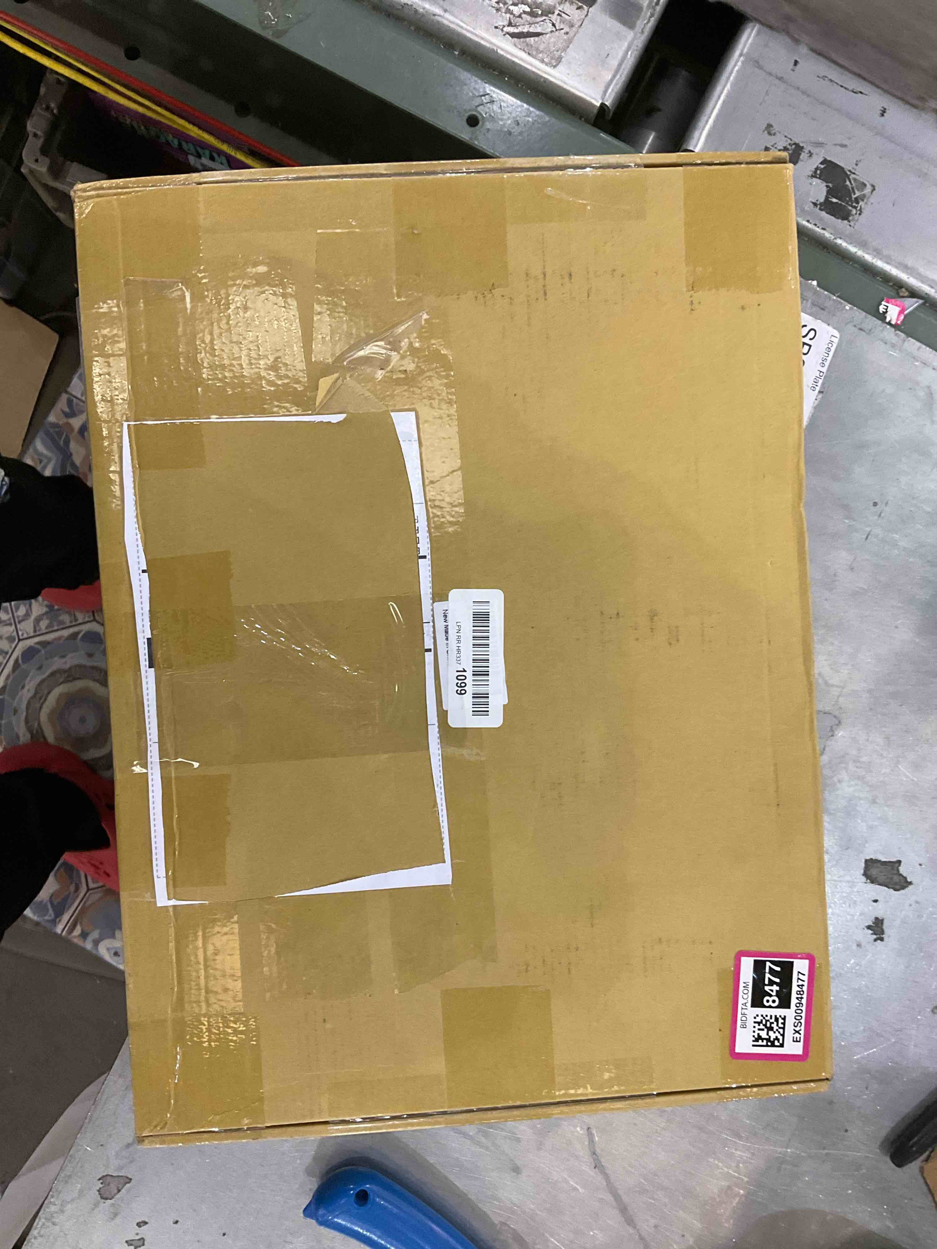 https://s3.amazonaws.com/lotting-images-prod/bidfta/EXS00948477_1704306059530.jpeg