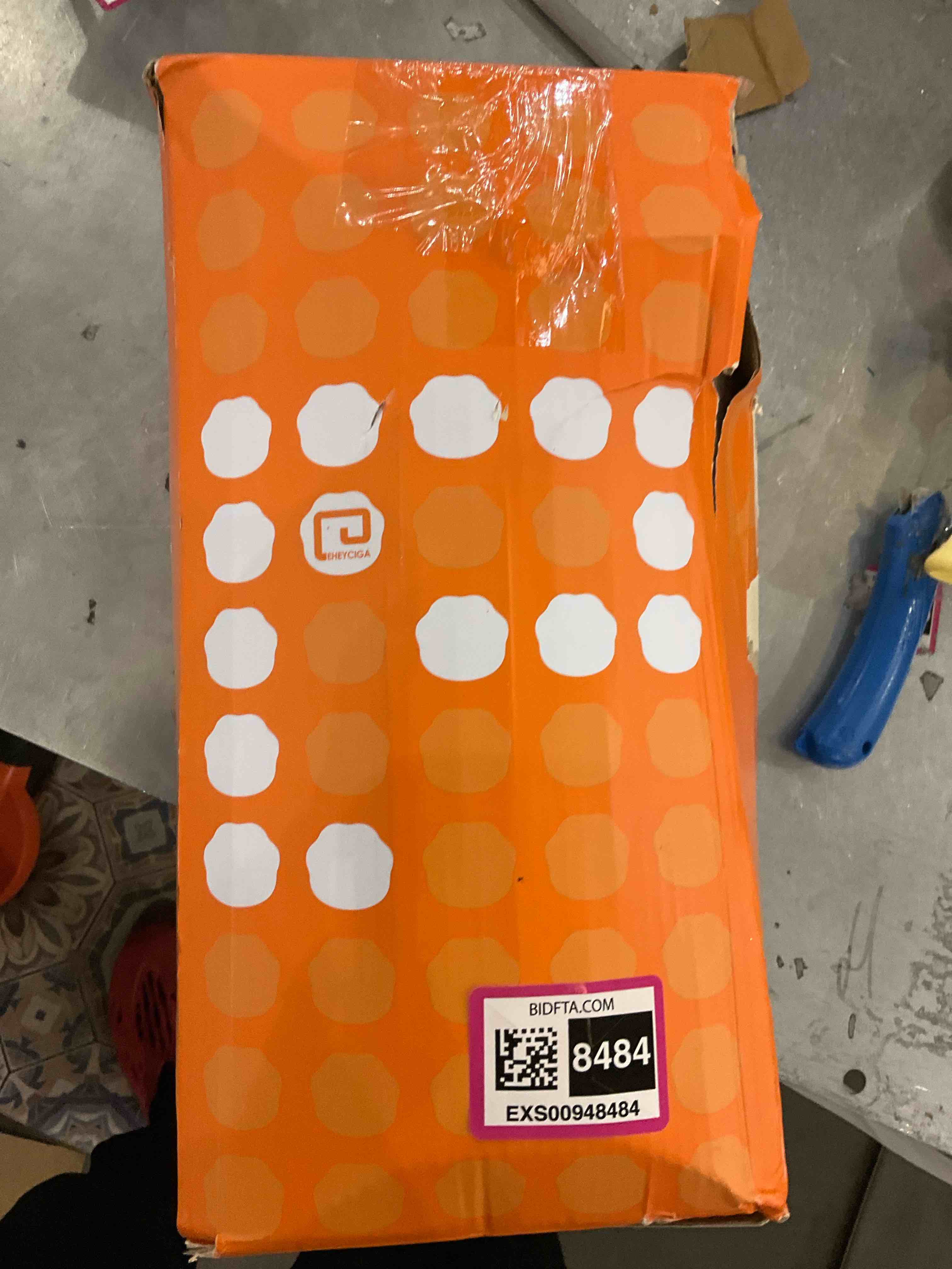 https://s3.amazonaws.com/lotting-images-prod/bidfta/EXS00948484_1704306193228.jpeg
