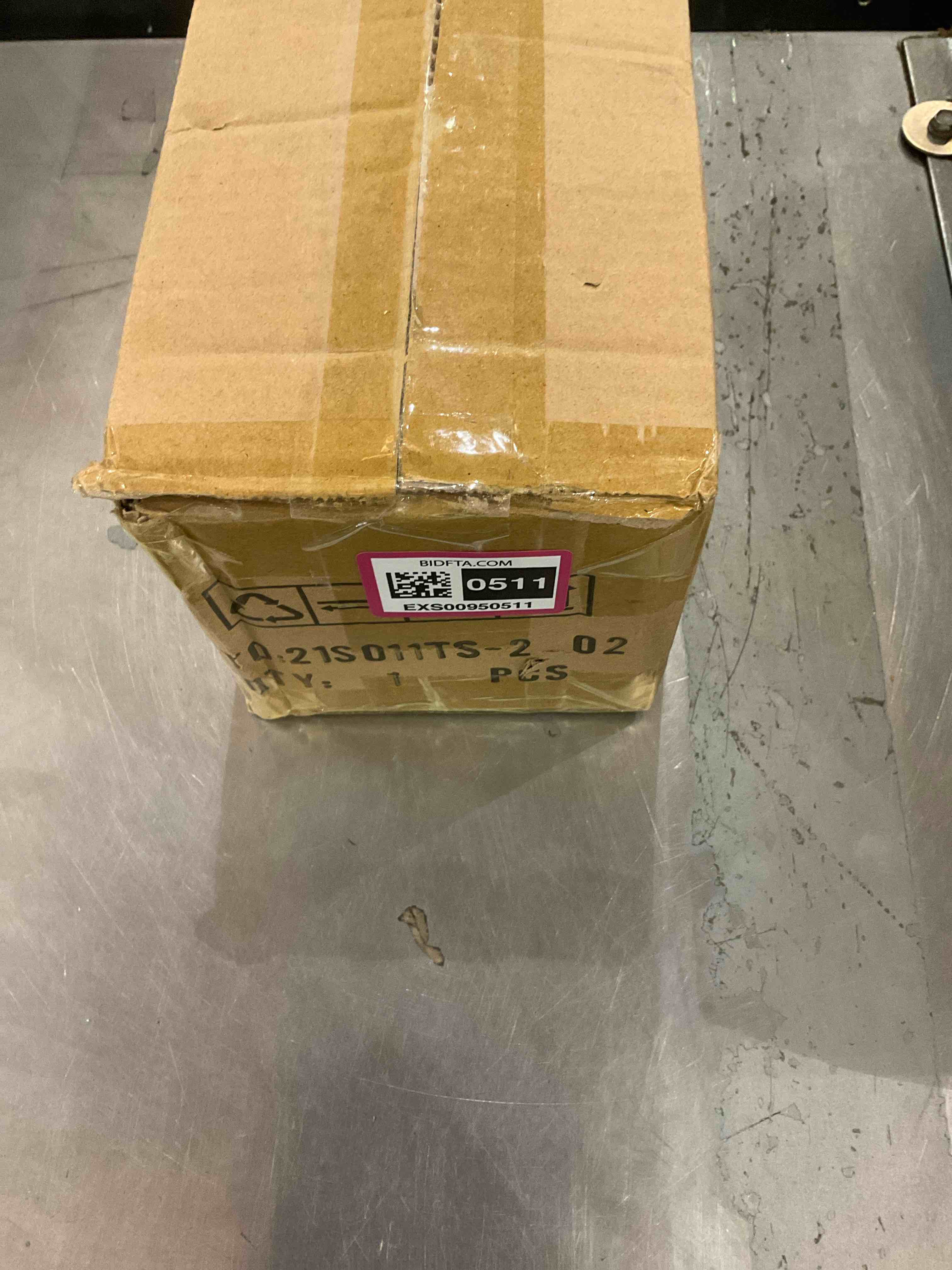 https://s3.amazonaws.com/lotting-images-prod/bidfta/EXS00950511_1704218110959.jpeg