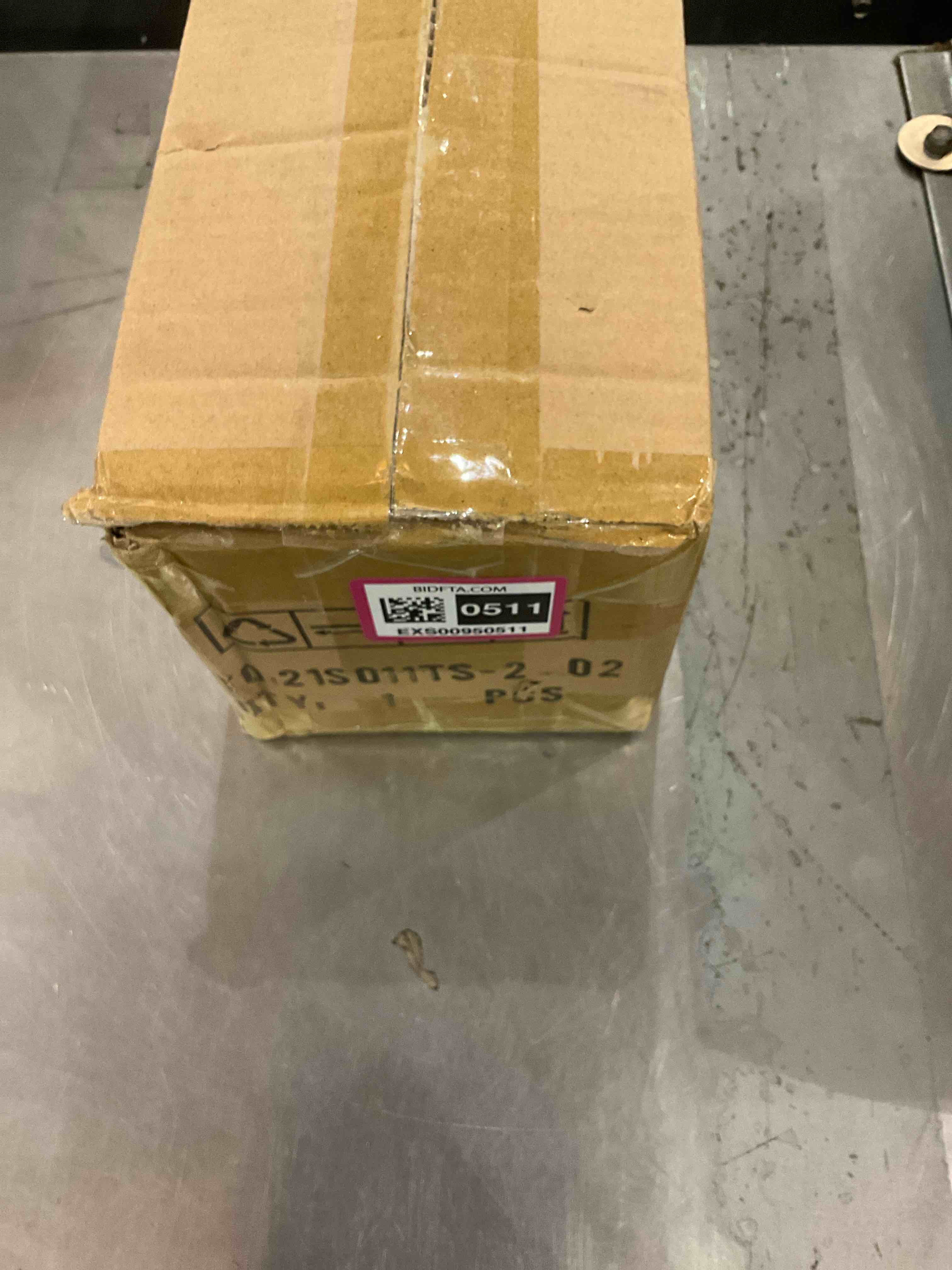 https://s3.amazonaws.com/lotting-images-prod/bidfta/EXS00950511_1704218111988.jpeg
