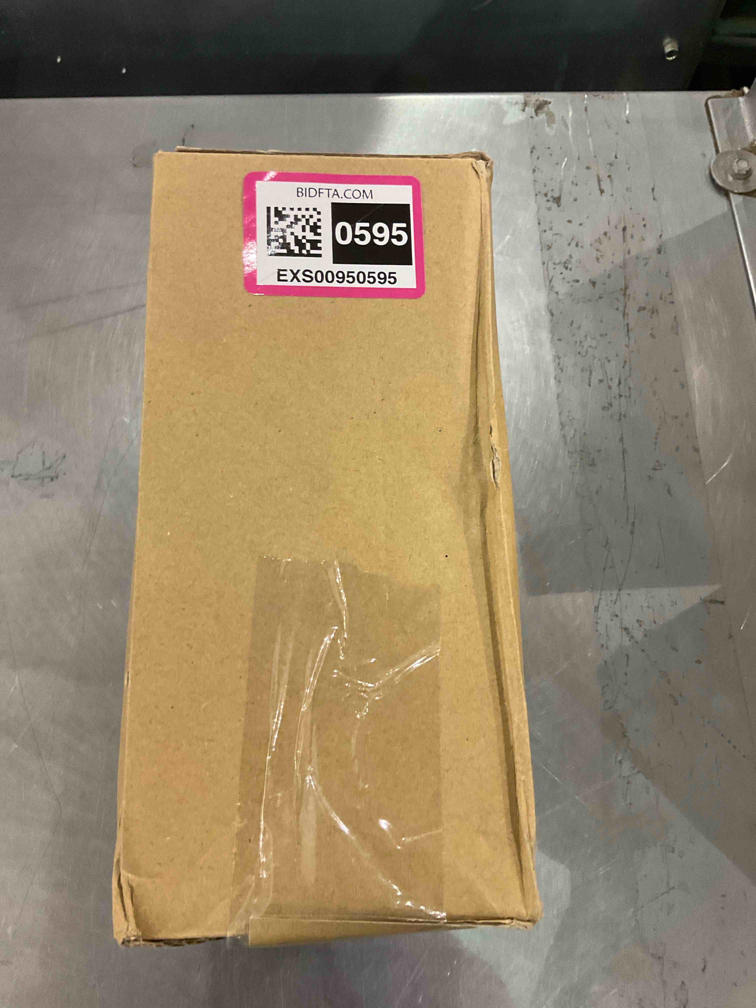 https://s3.amazonaws.com/lotting-images-prod/bidfta/EXS00950595_1704286341080.jpeg
