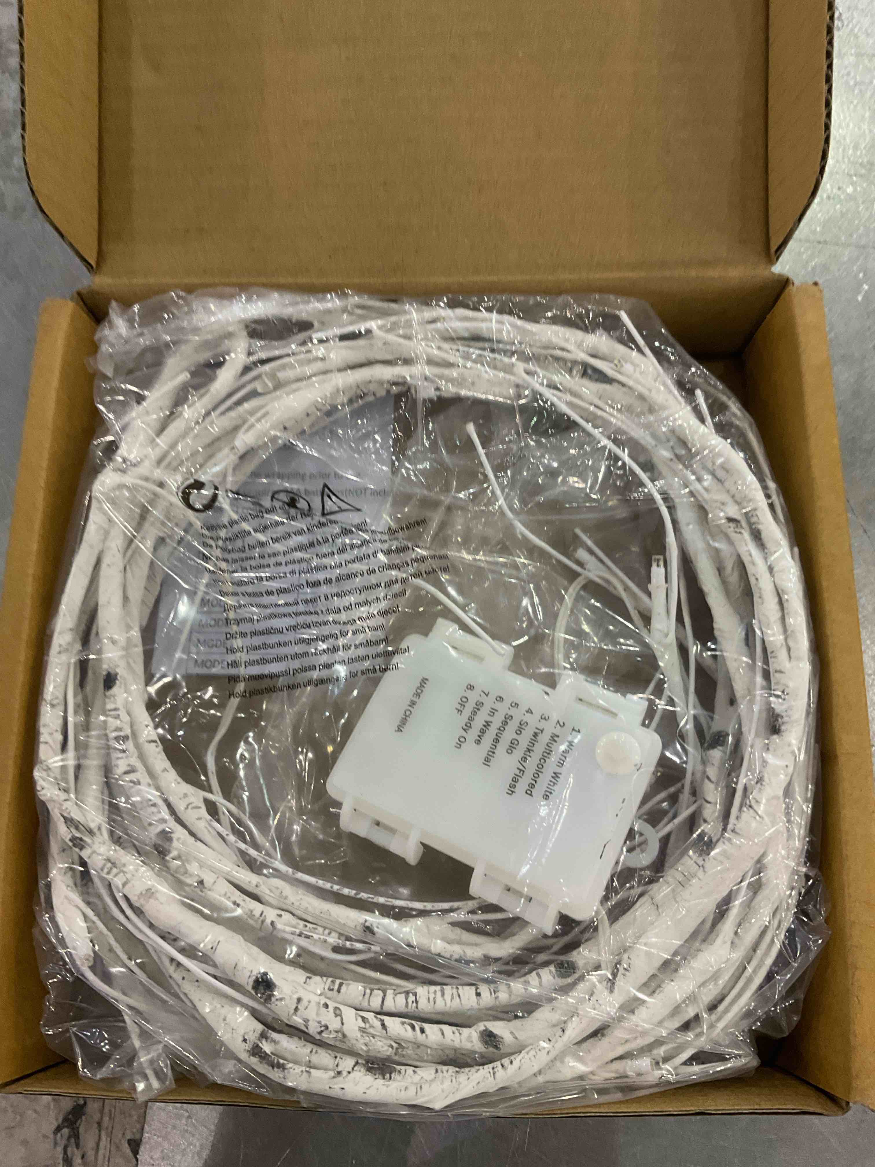 https://s3.amazonaws.com/lotting-images-prod/bidfta/EXS00951170_1703872954204.jpeg