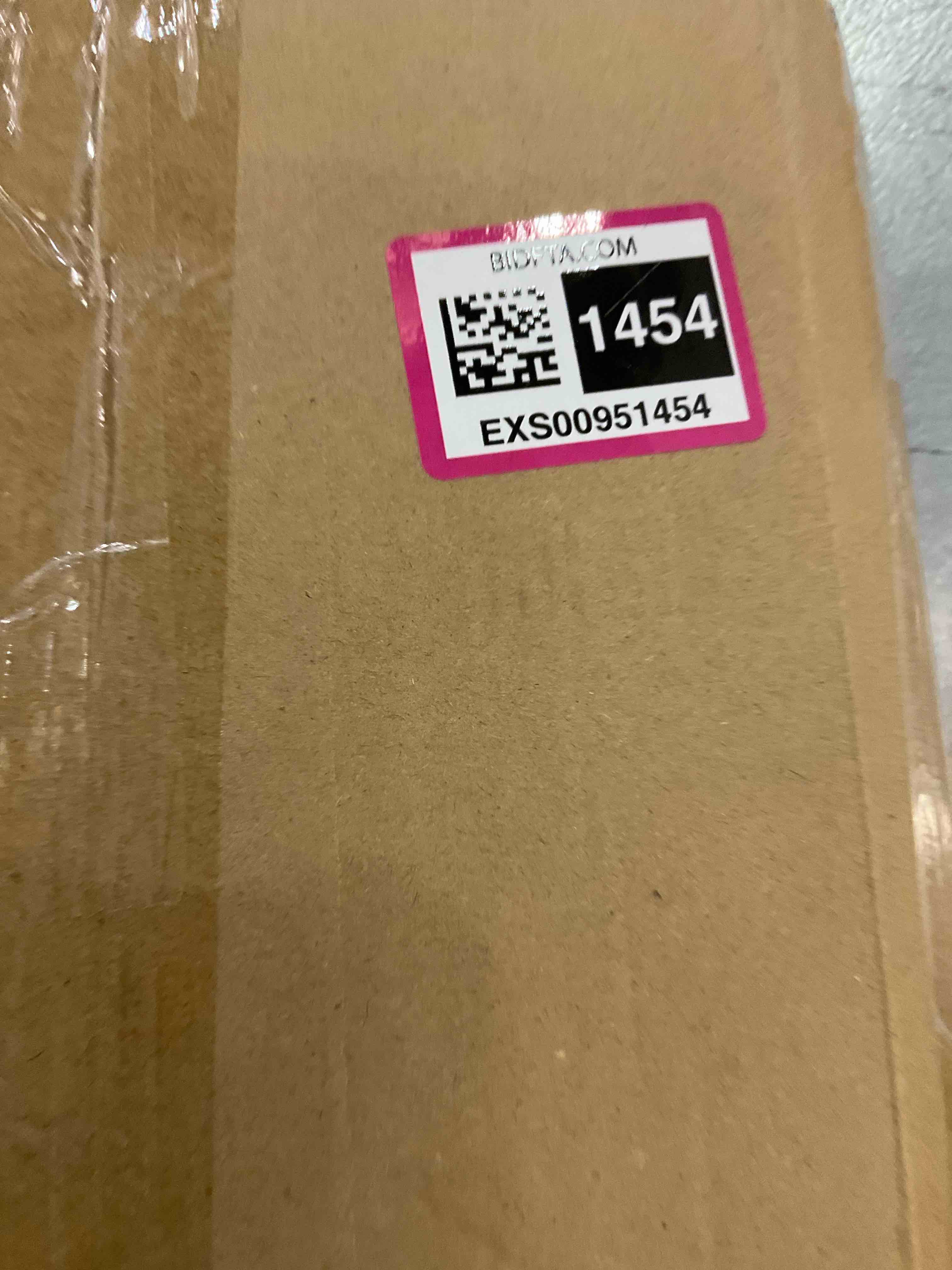 https://s3.amazonaws.com/lotting-images-prod/bidfta/EXS00951454_1704300888725.jpeg