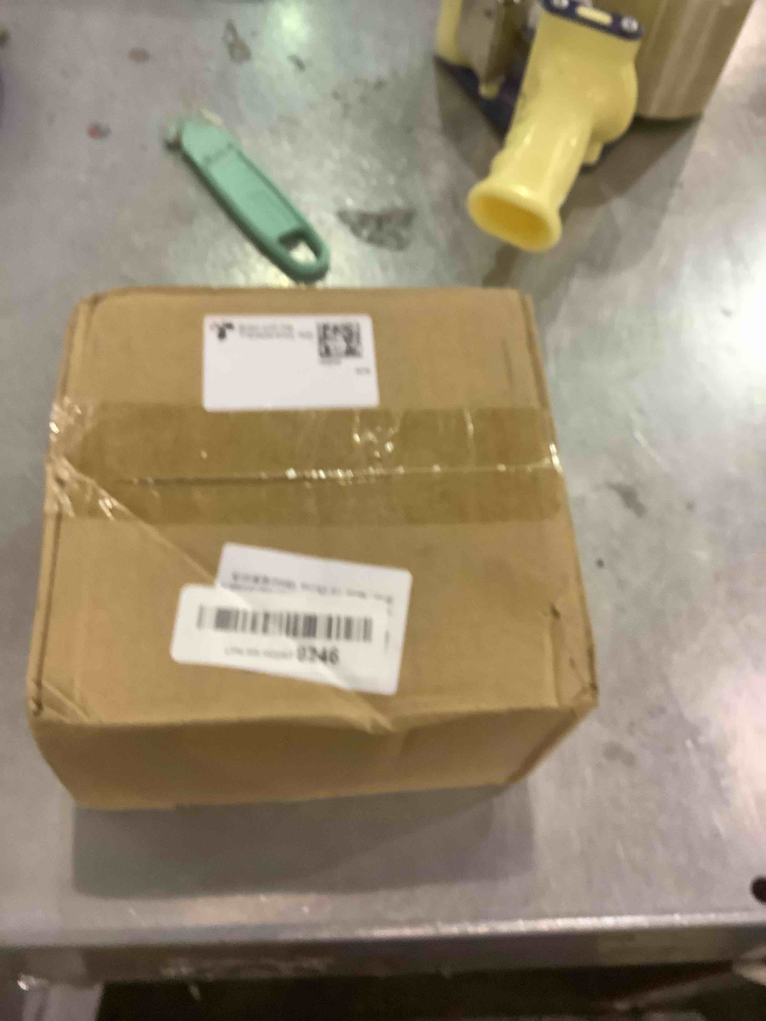 https://s3.amazonaws.com/lotting-images-prod/bidfta/EXS00951683_1703685024441.jpeg
