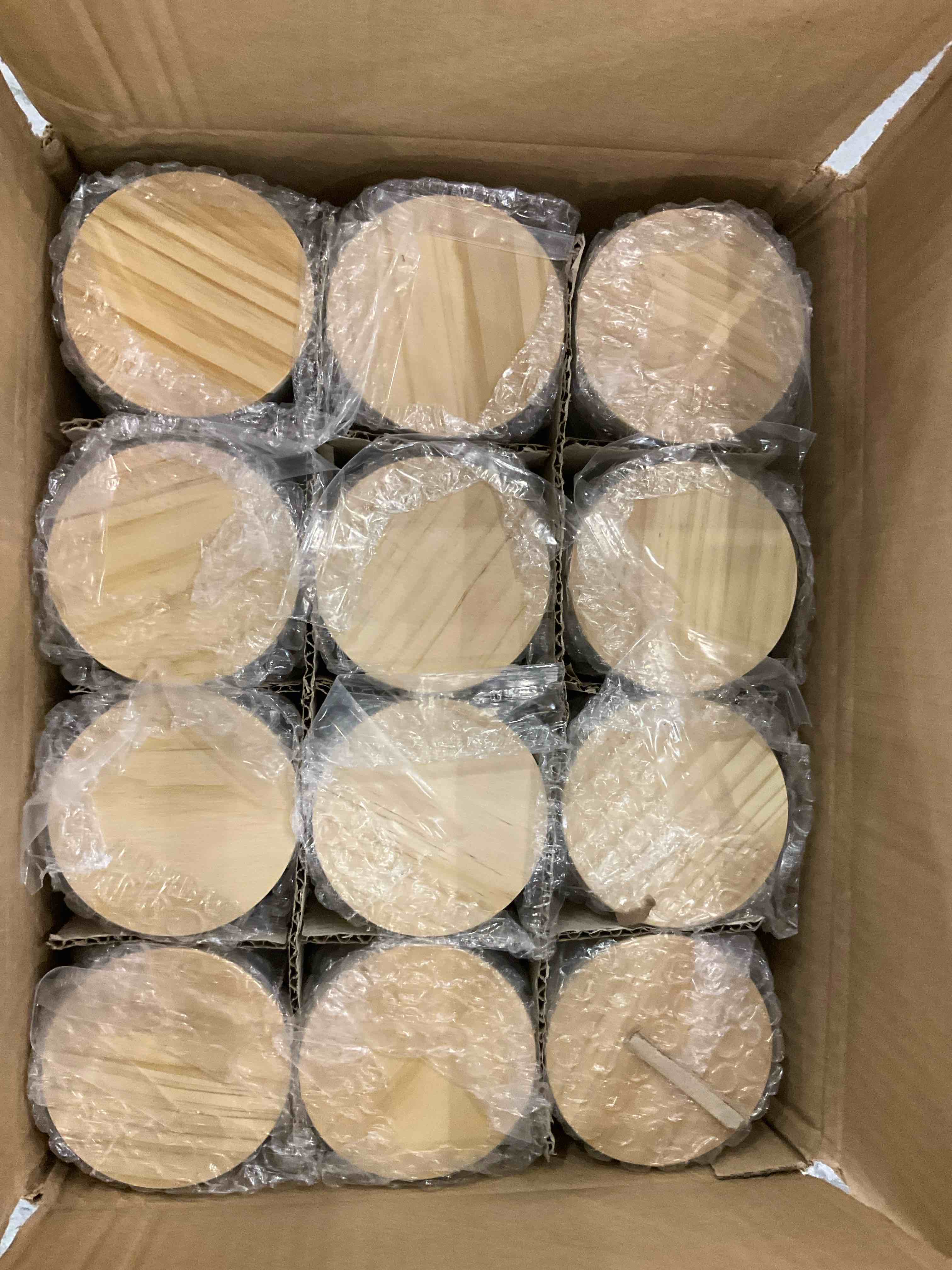 https://s3.amazonaws.com/lotting-images-prod/bidfta/EXS00952278_1704292321321.jpeg