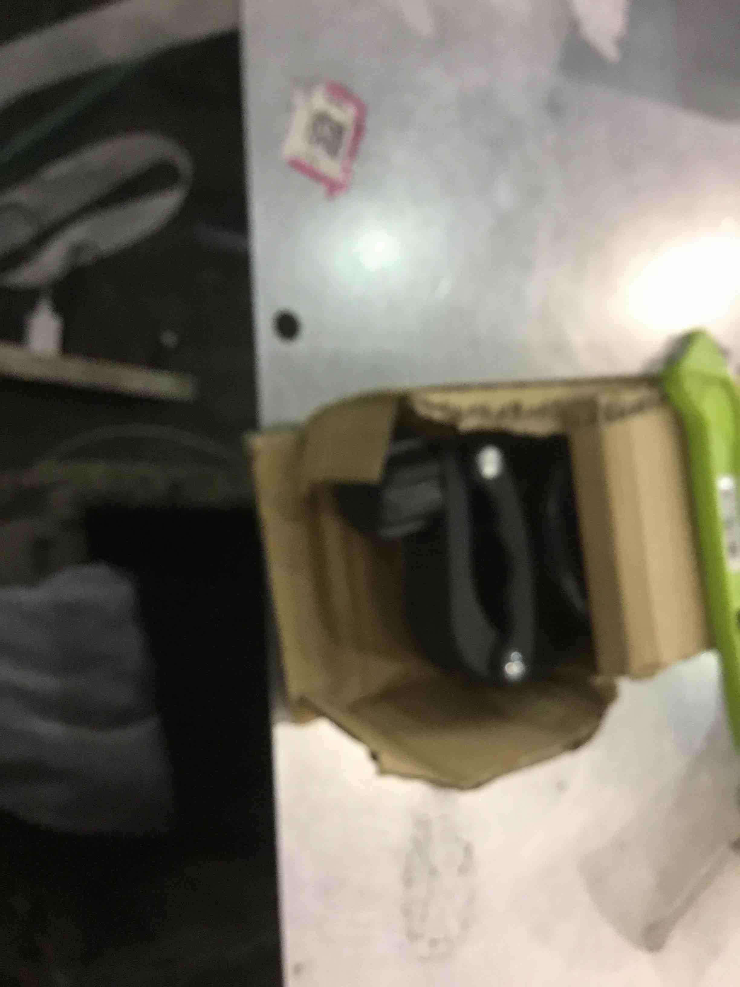 https://s3.amazonaws.com/lotting-images-prod/bidfta/EXS00953261_1704378901454.jpeg