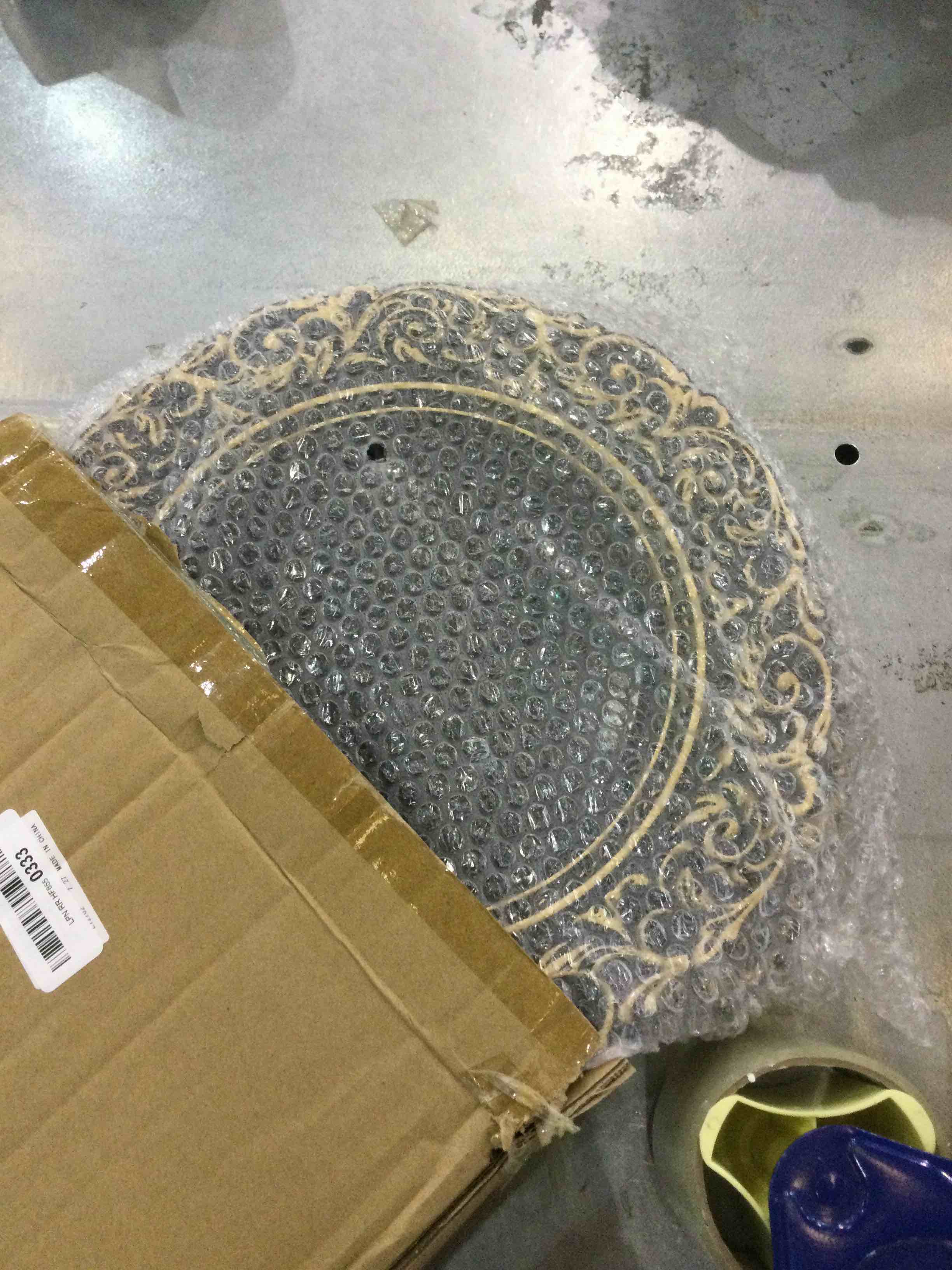 https://s3.amazonaws.com/lotting-images-prod/bidfta/EXS00953520_1704223888961.jpeg