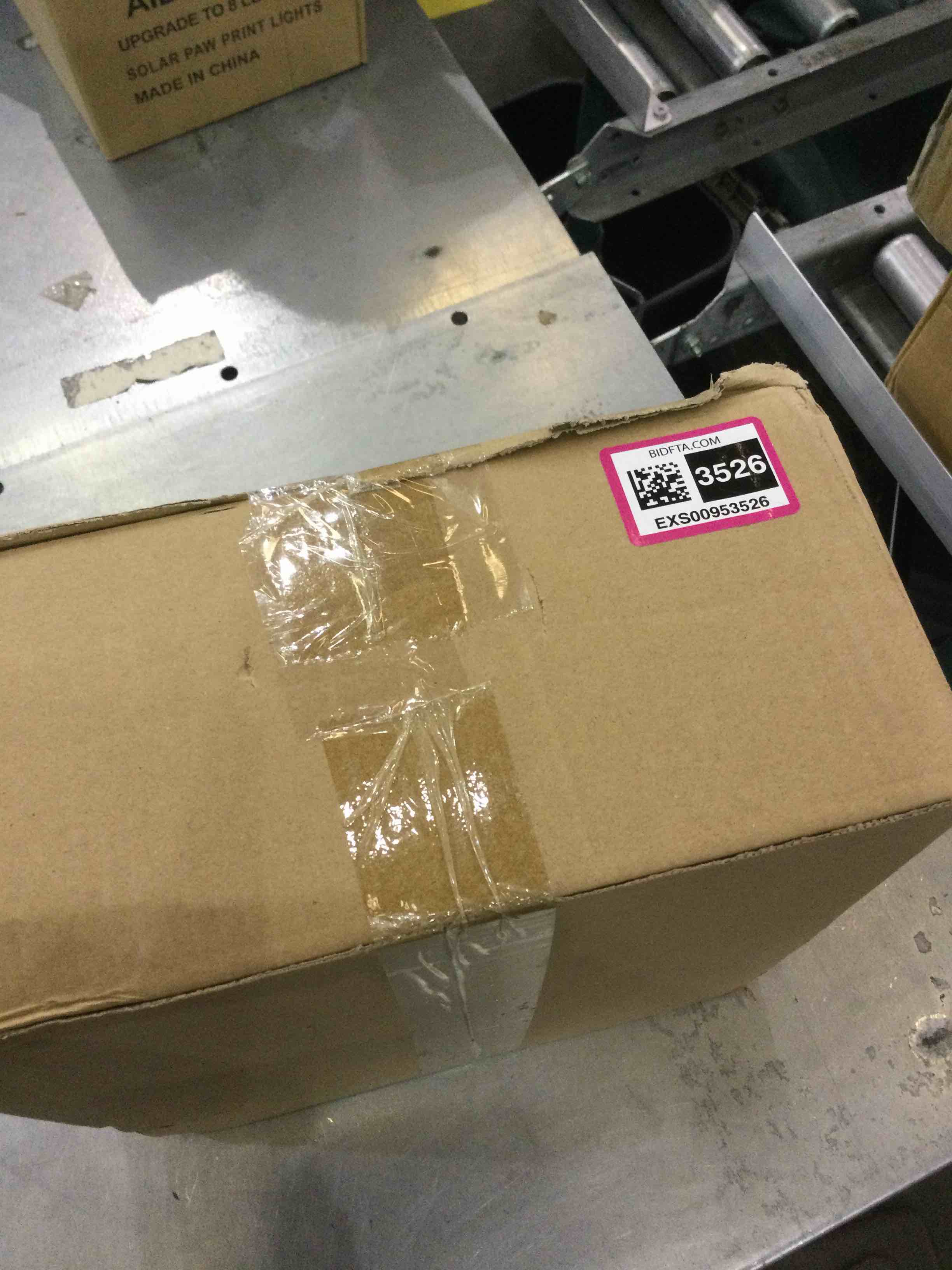 https://s3.amazonaws.com/lotting-images-prod/bidfta/EXS00953526_1704224374613.jpeg
