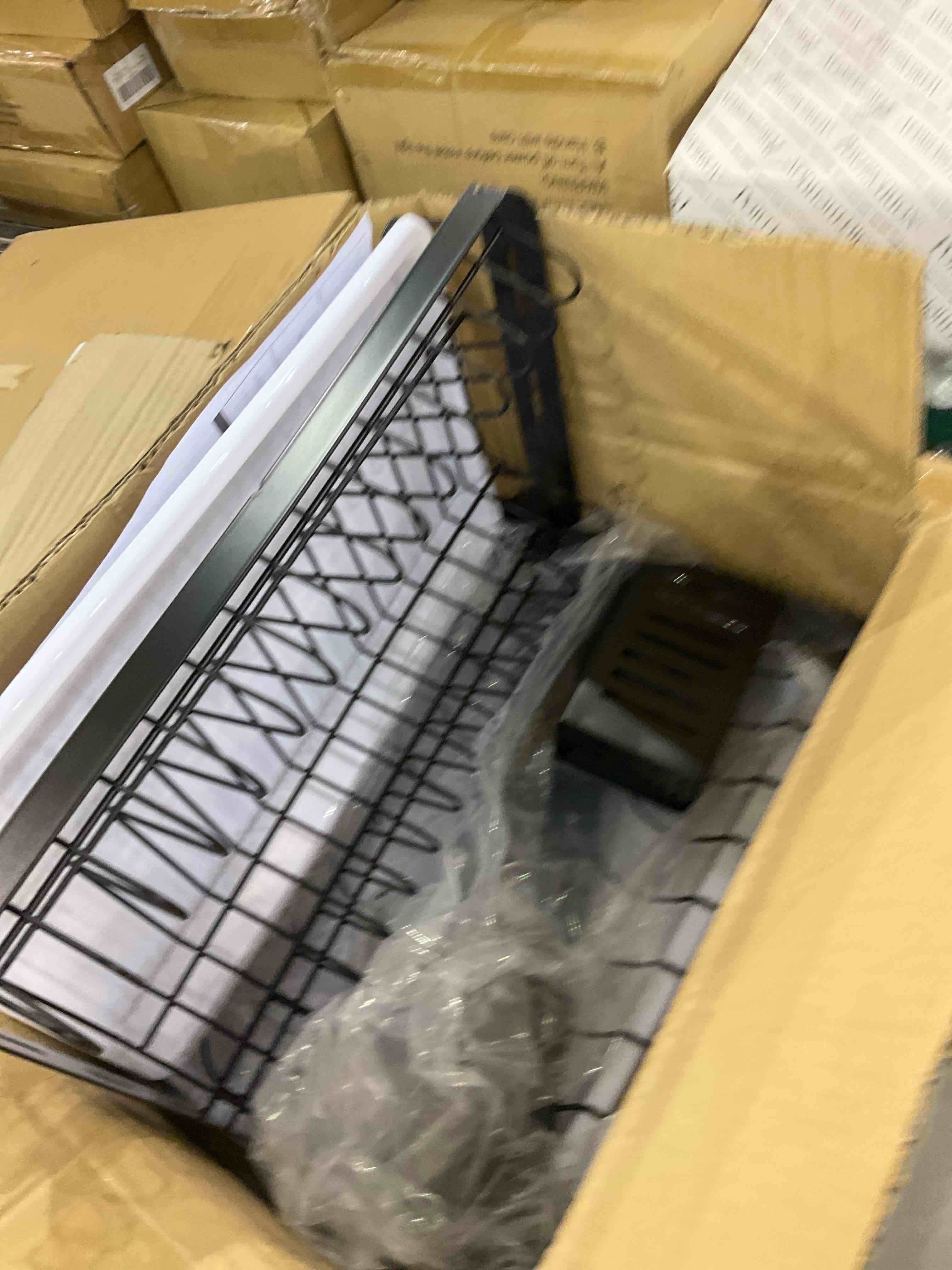 https://s3.amazonaws.com/lotting-images-prod/bidfta/EXS00954984_1704307047405.jpeg