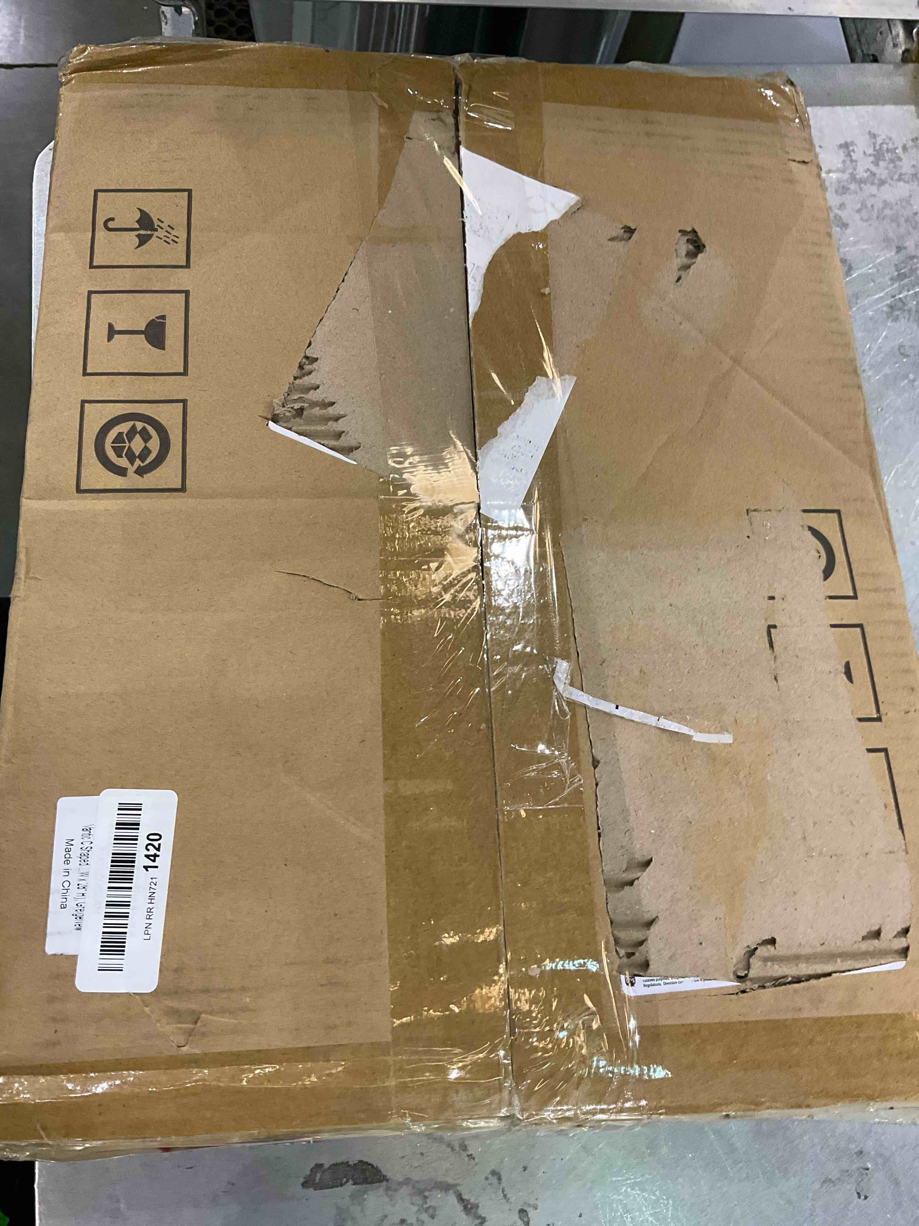 https://s3.amazonaws.com/lotting-images-prod/bidfta/EXS00955533_1704729955737.jpeg