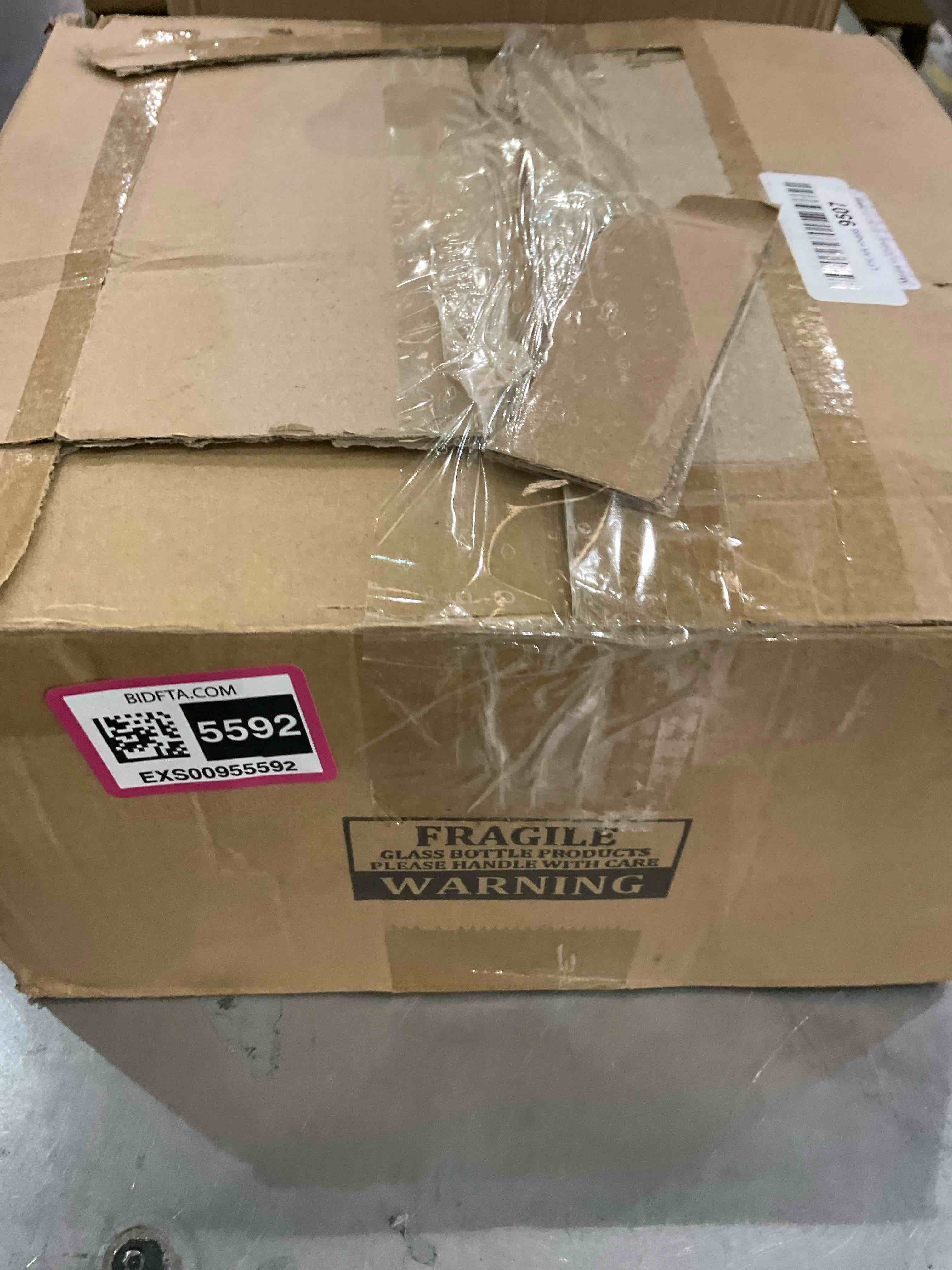 https://s3.amazonaws.com/lotting-images-prod/bidfta/EXS00955592_1704742797541.jpeg