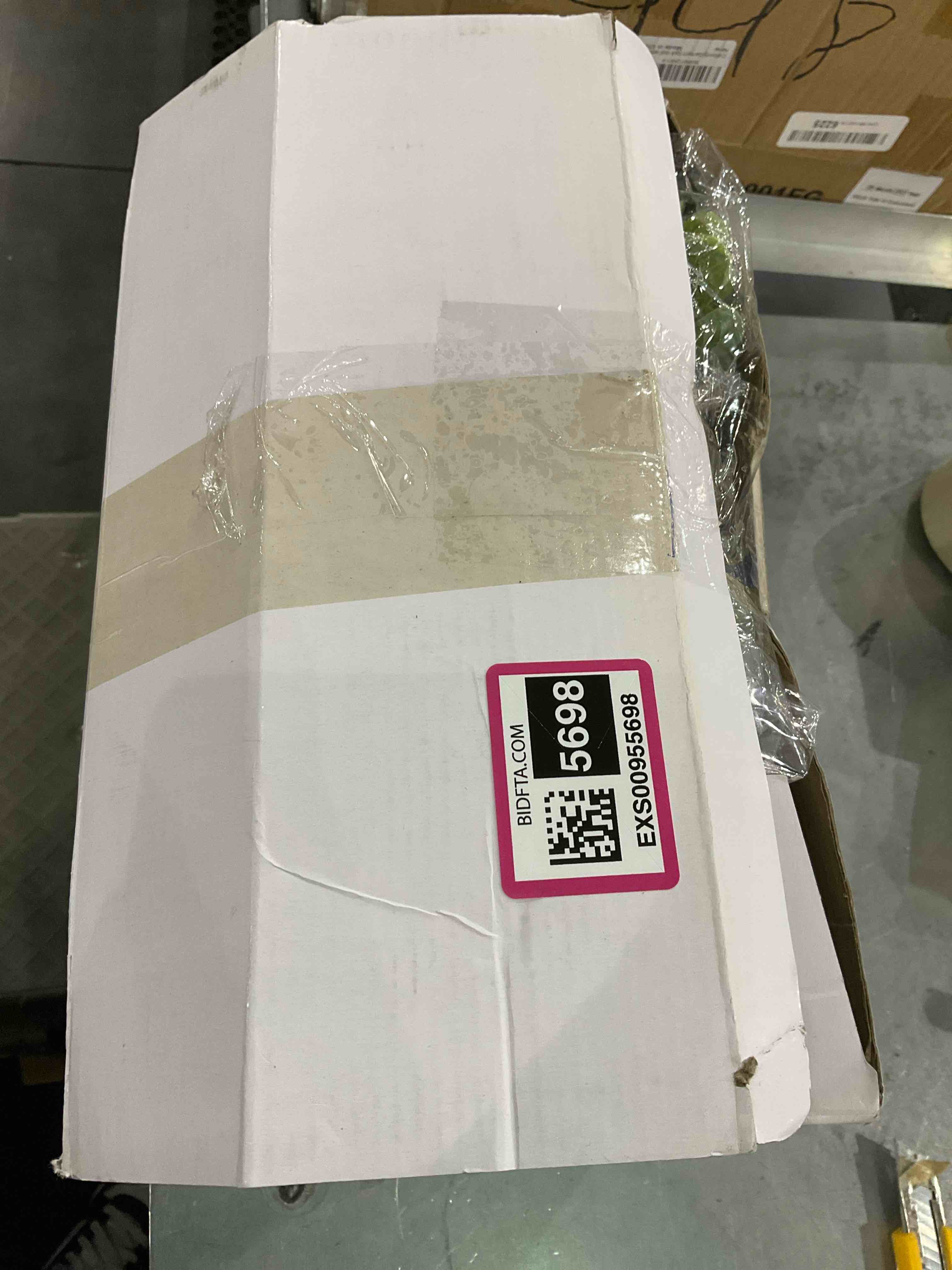 https://s3.amazonaws.com/lotting-images-prod/bidfta/EXS00955698_1704808357927.jpeg