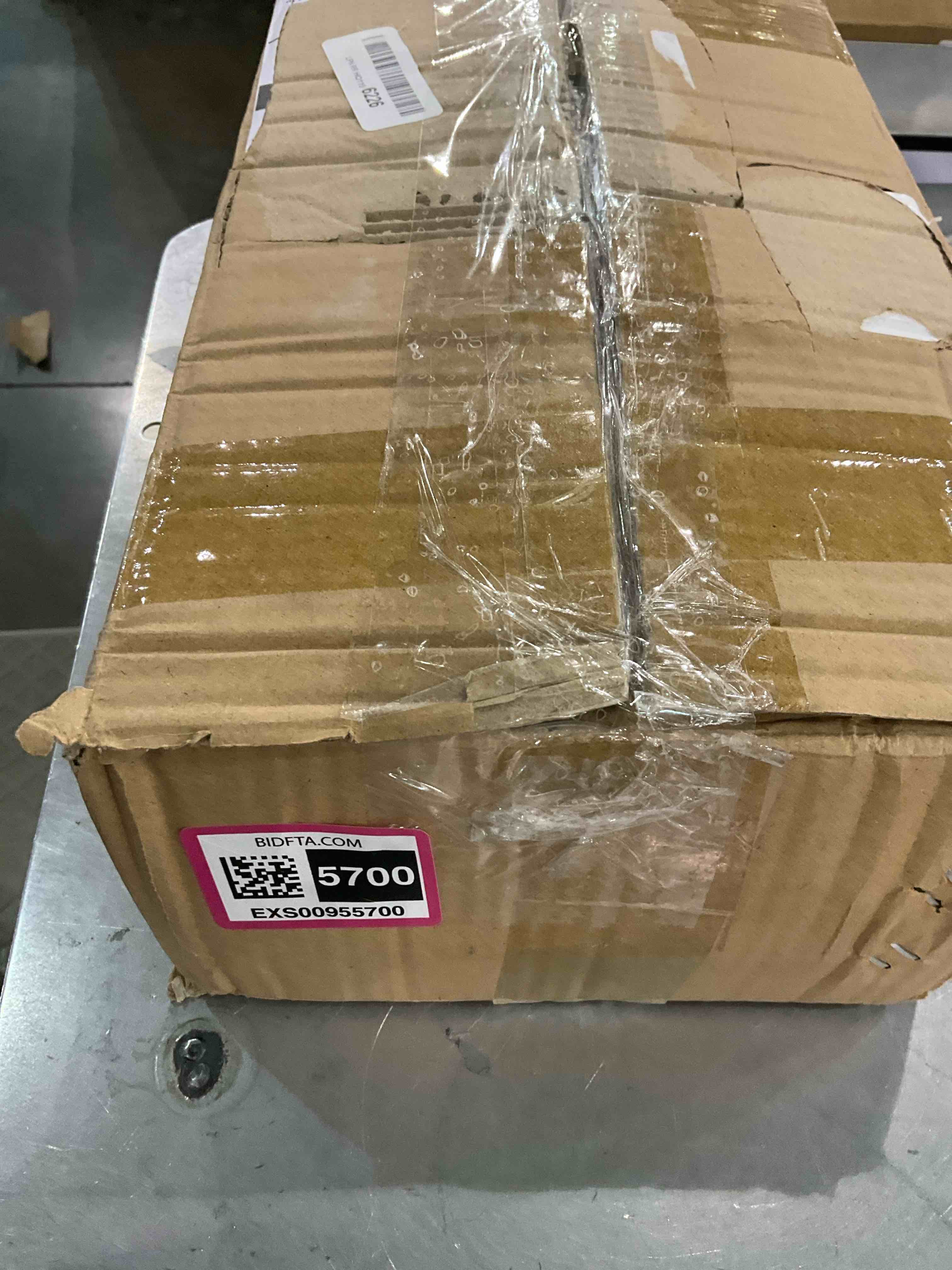 https://s3.amazonaws.com/lotting-images-prod/bidfta/EXS00955700_1704808488529.jpeg