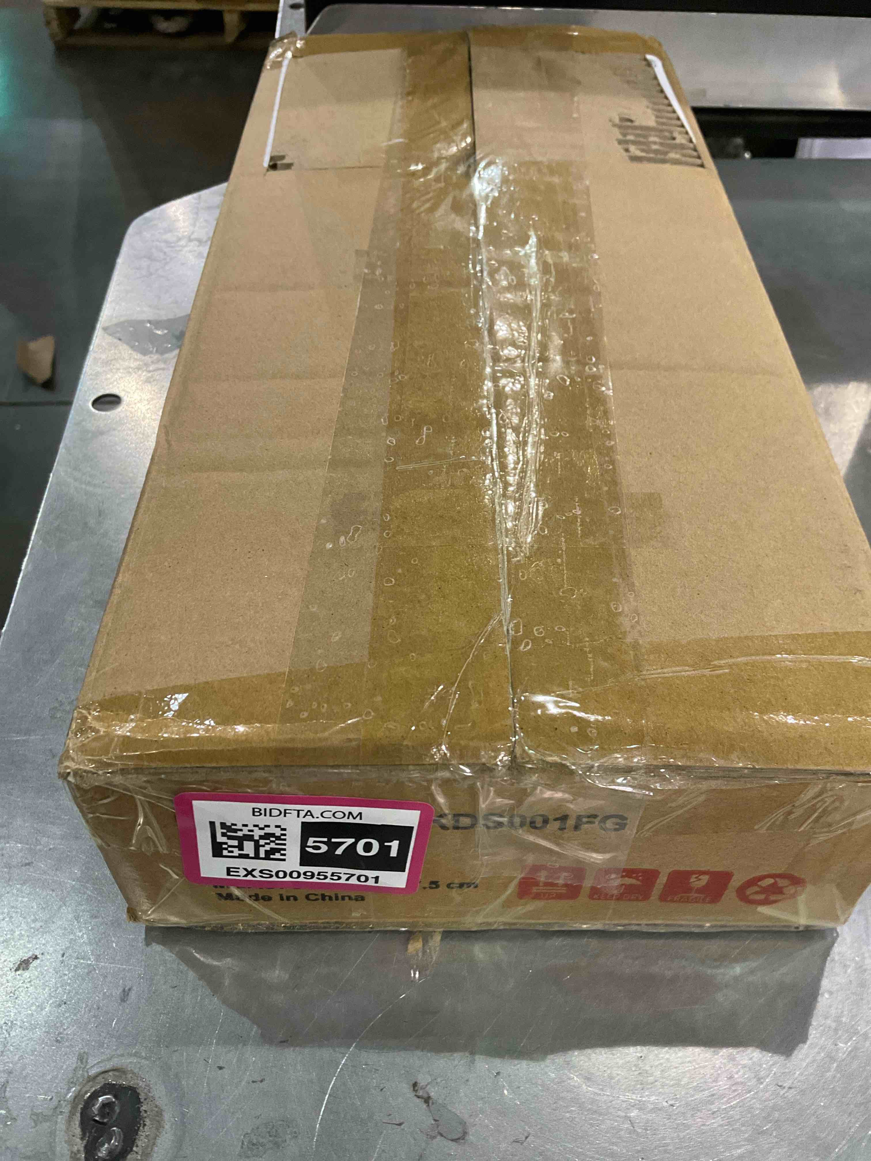 https://s3.amazonaws.com/lotting-images-prod/bidfta/EXS00955701_1704808550570.jpeg