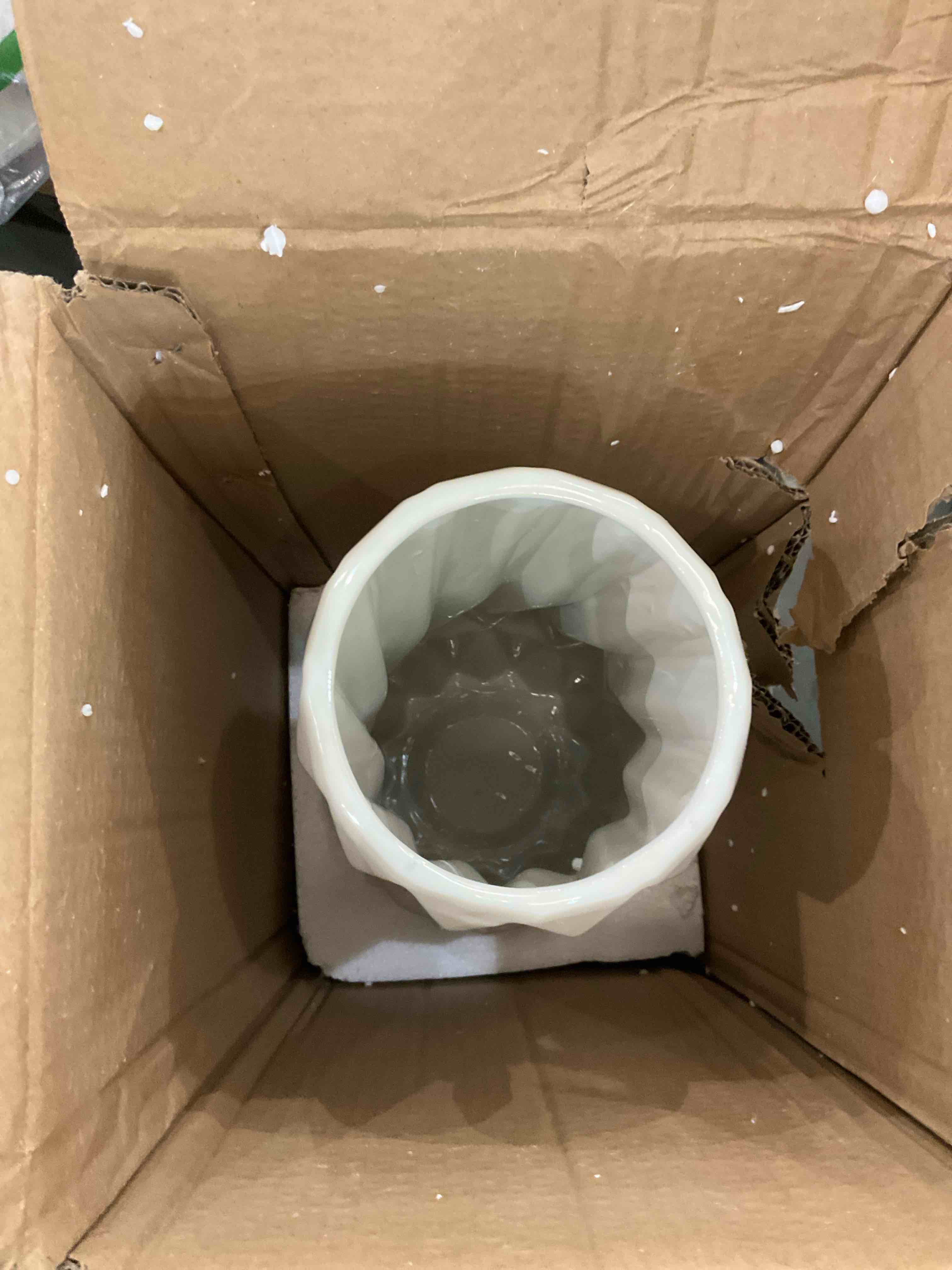 https://s3.amazonaws.com/lotting-images-prod/bidfta/EXS00955784_1704822579496.jpeg