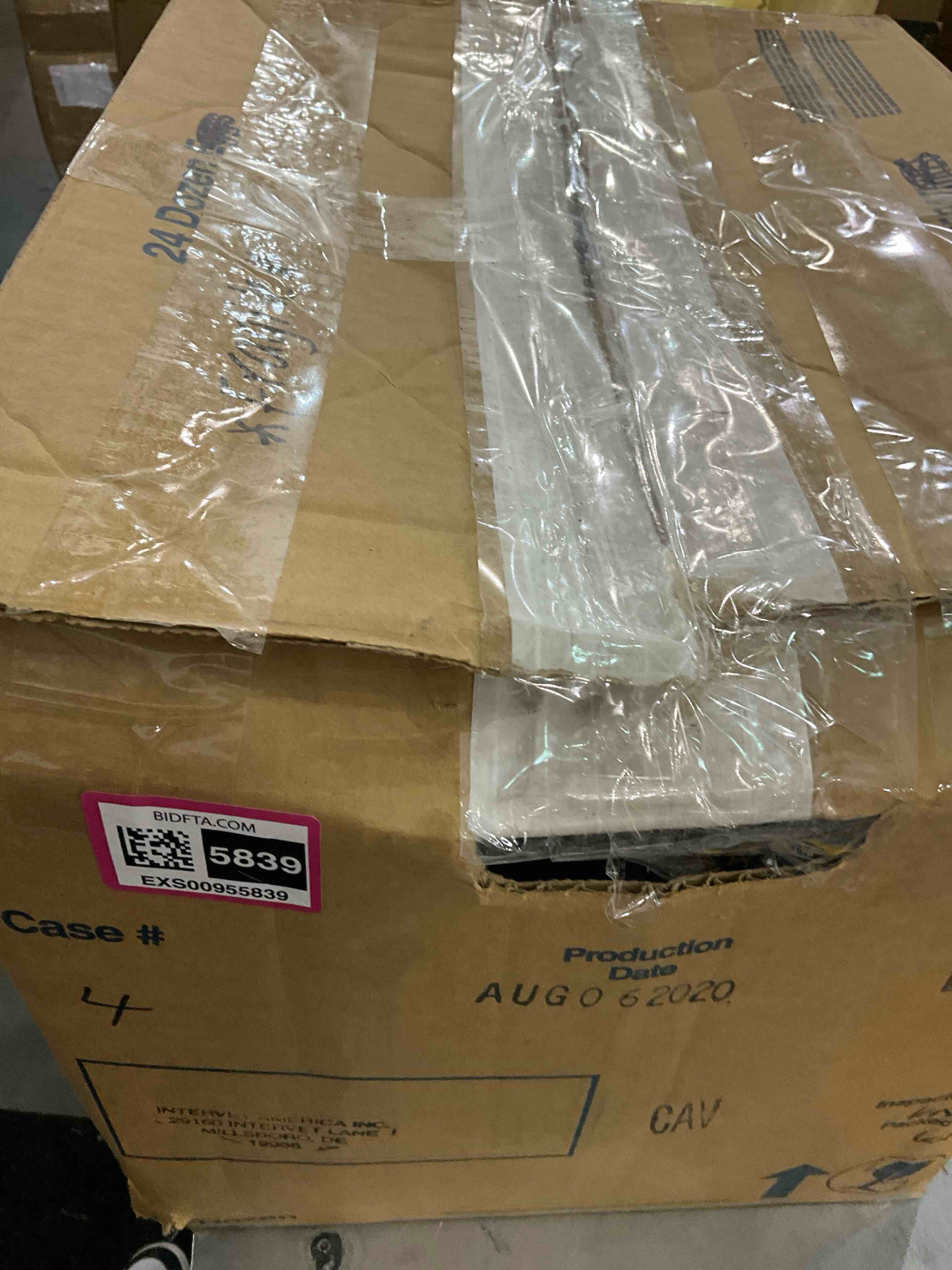 https://s3.amazonaws.com/lotting-images-prod/bidfta/EXS00955839_1704832869724.jpeg