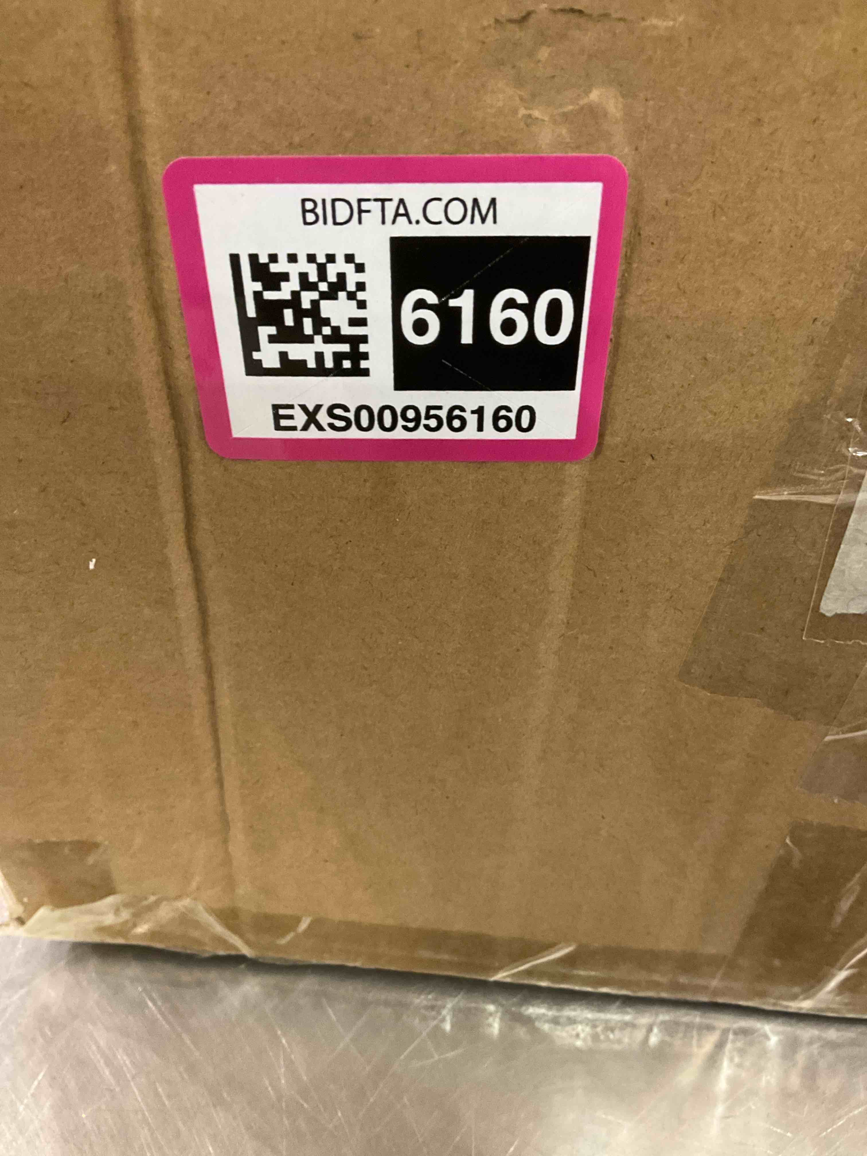 https://s3.amazonaws.com/lotting-images-prod/bidfta/EXS00956160_1704996540217.jpeg