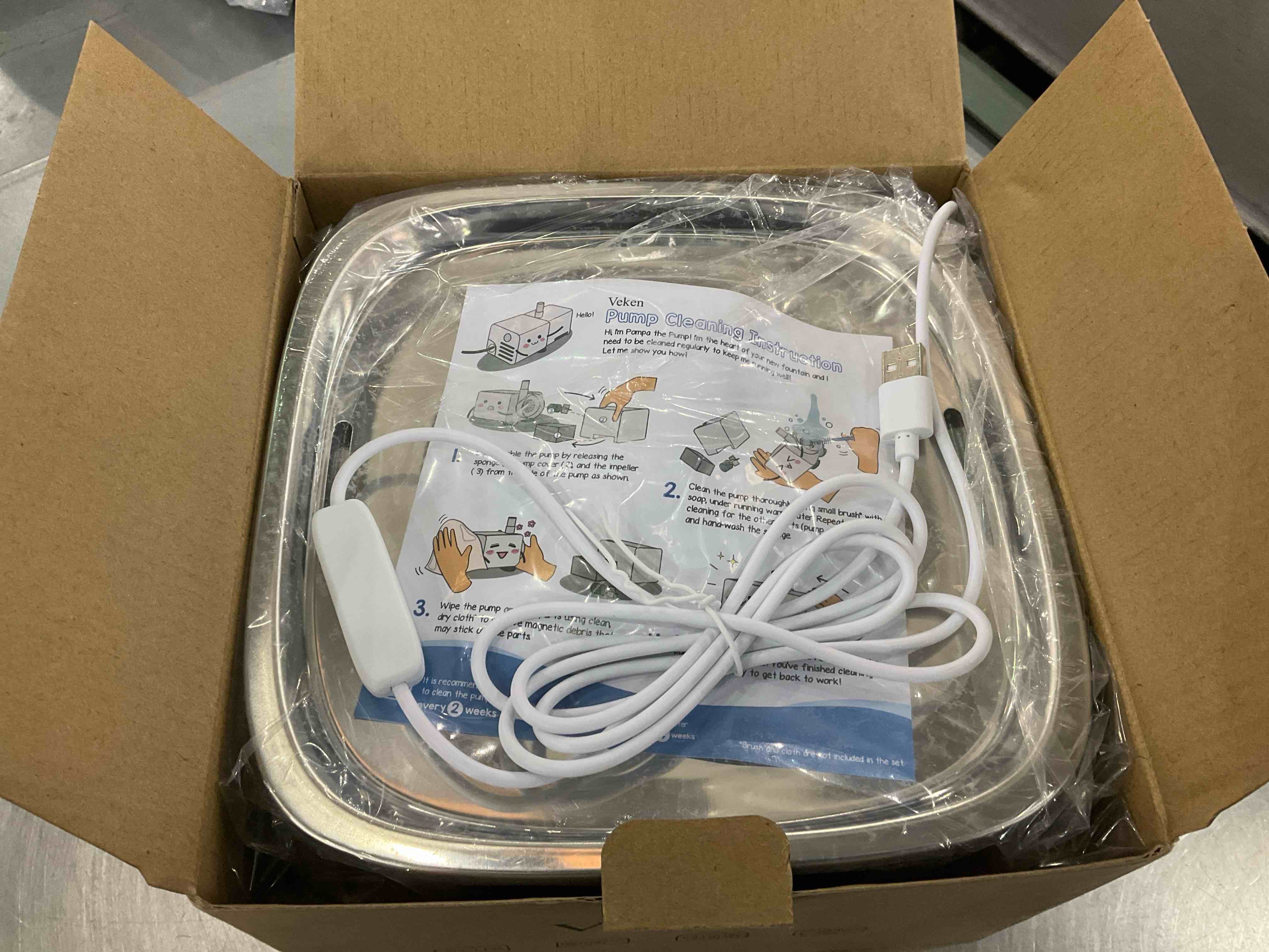 https://s3.amazonaws.com/lotting-images-prod/bidfta/EXS00956324_1705084142892.jpeg