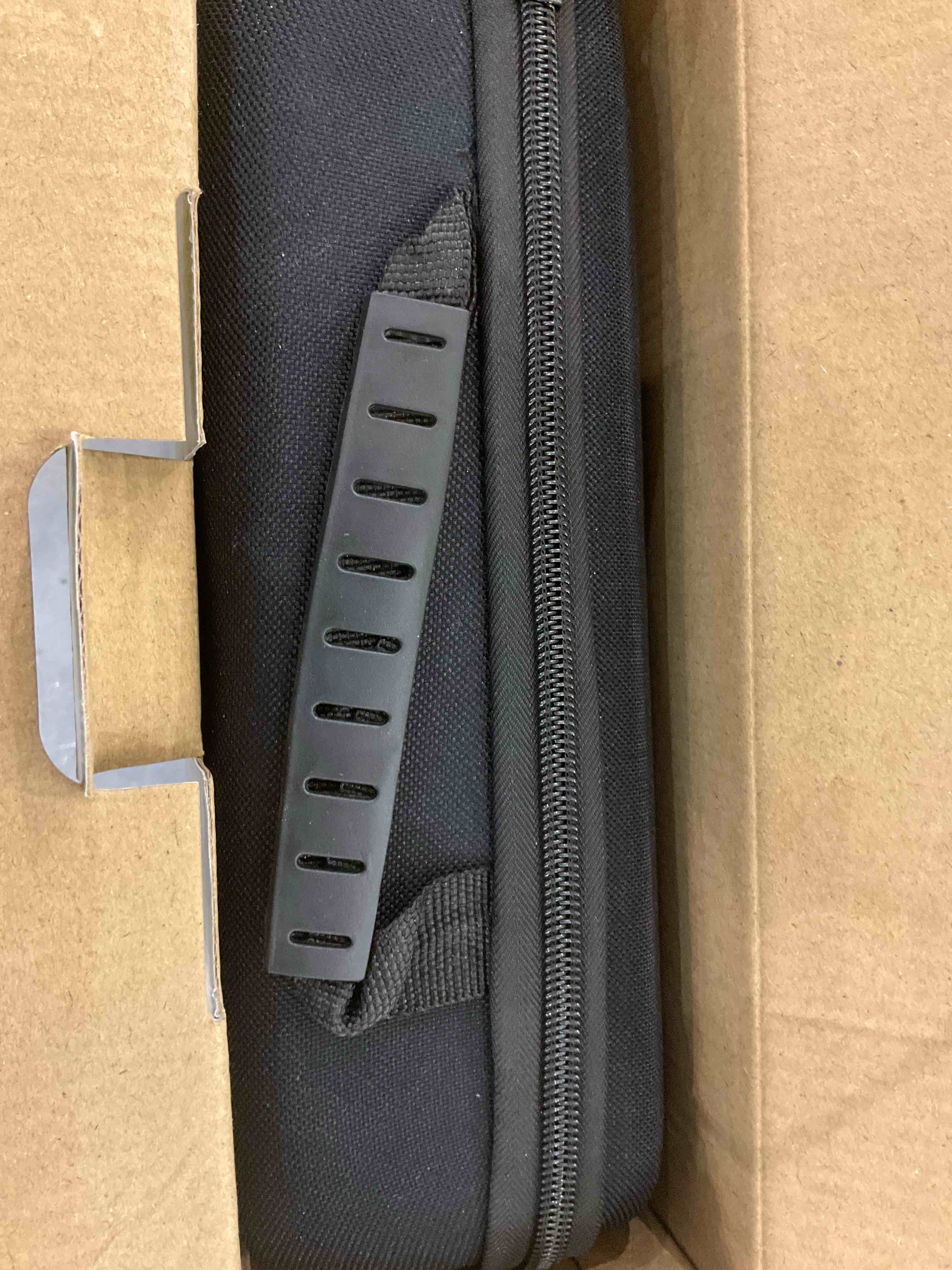 https://s3.amazonaws.com/lotting-images-prod/bidfta/EXS00956576_1703270678605.jpeg
