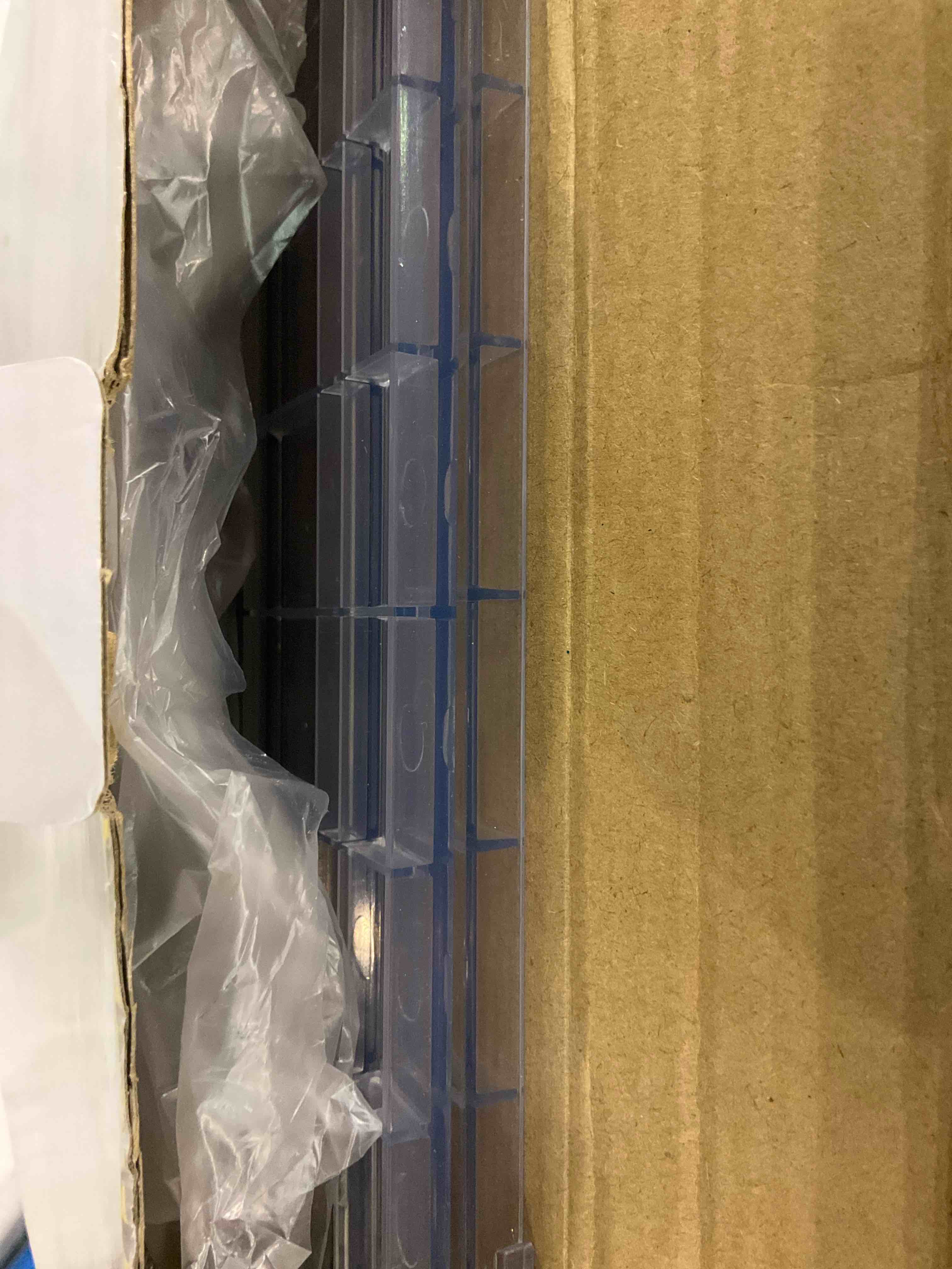 https://s3.amazonaws.com/lotting-images-prod/bidfta/EXS00956734_1703769198226.jpeg