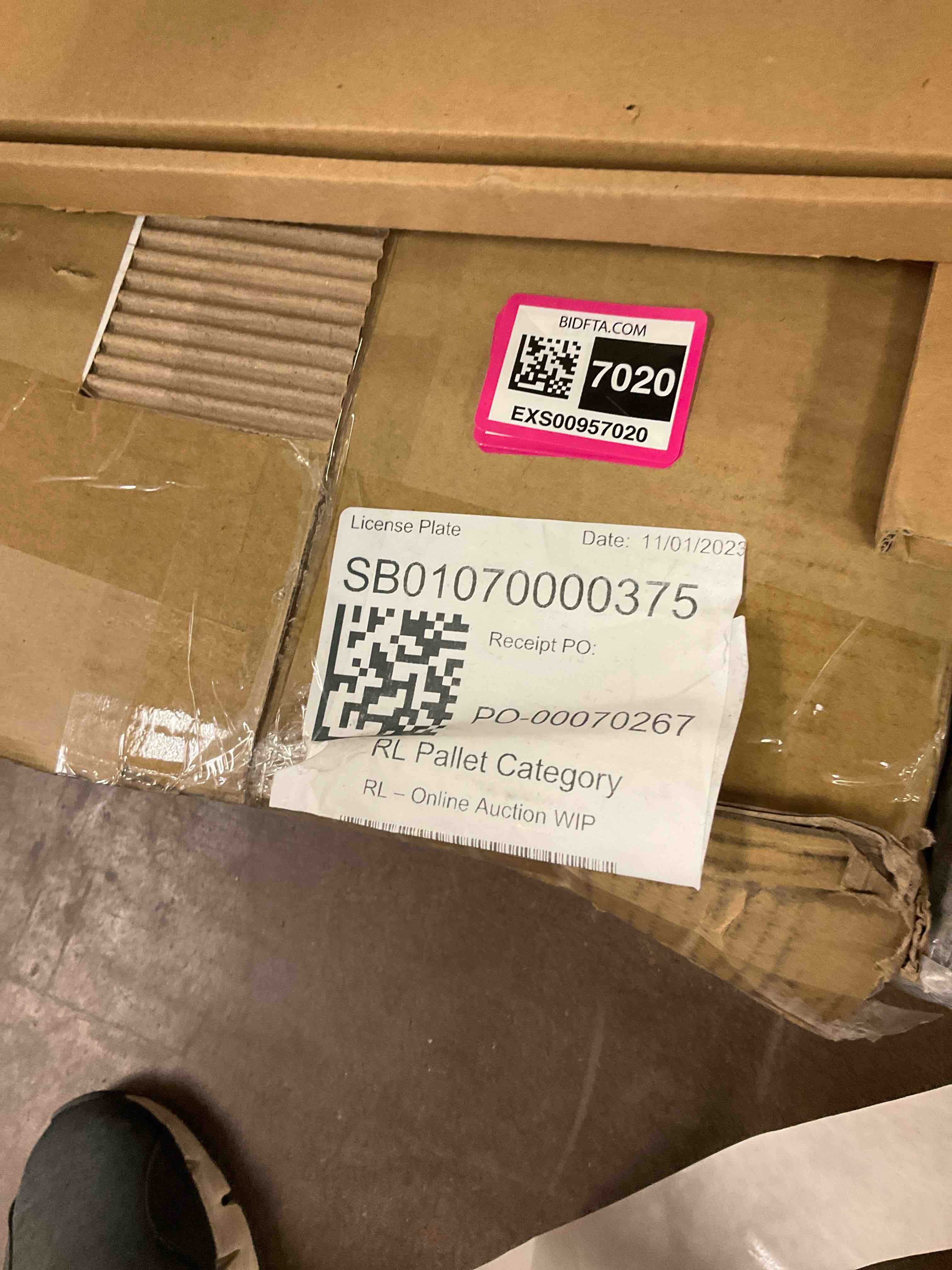 https://s3.amazonaws.com/lotting-images-prod/bidfta/EXS00957020_1703783992854.jpeg