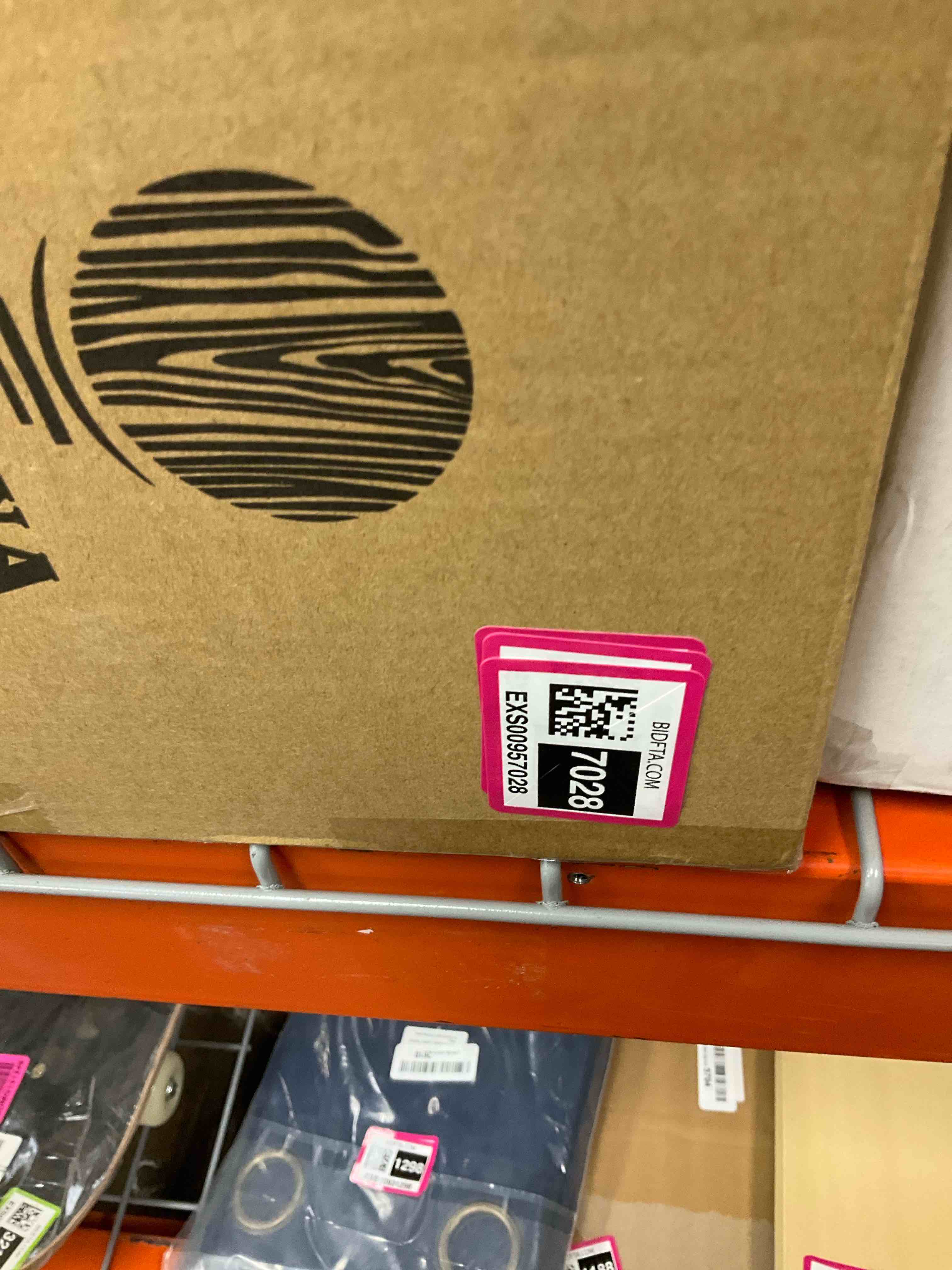 https://s3.amazonaws.com/lotting-images-prod/bidfta/EXS00957028_1703781886828.jpeg