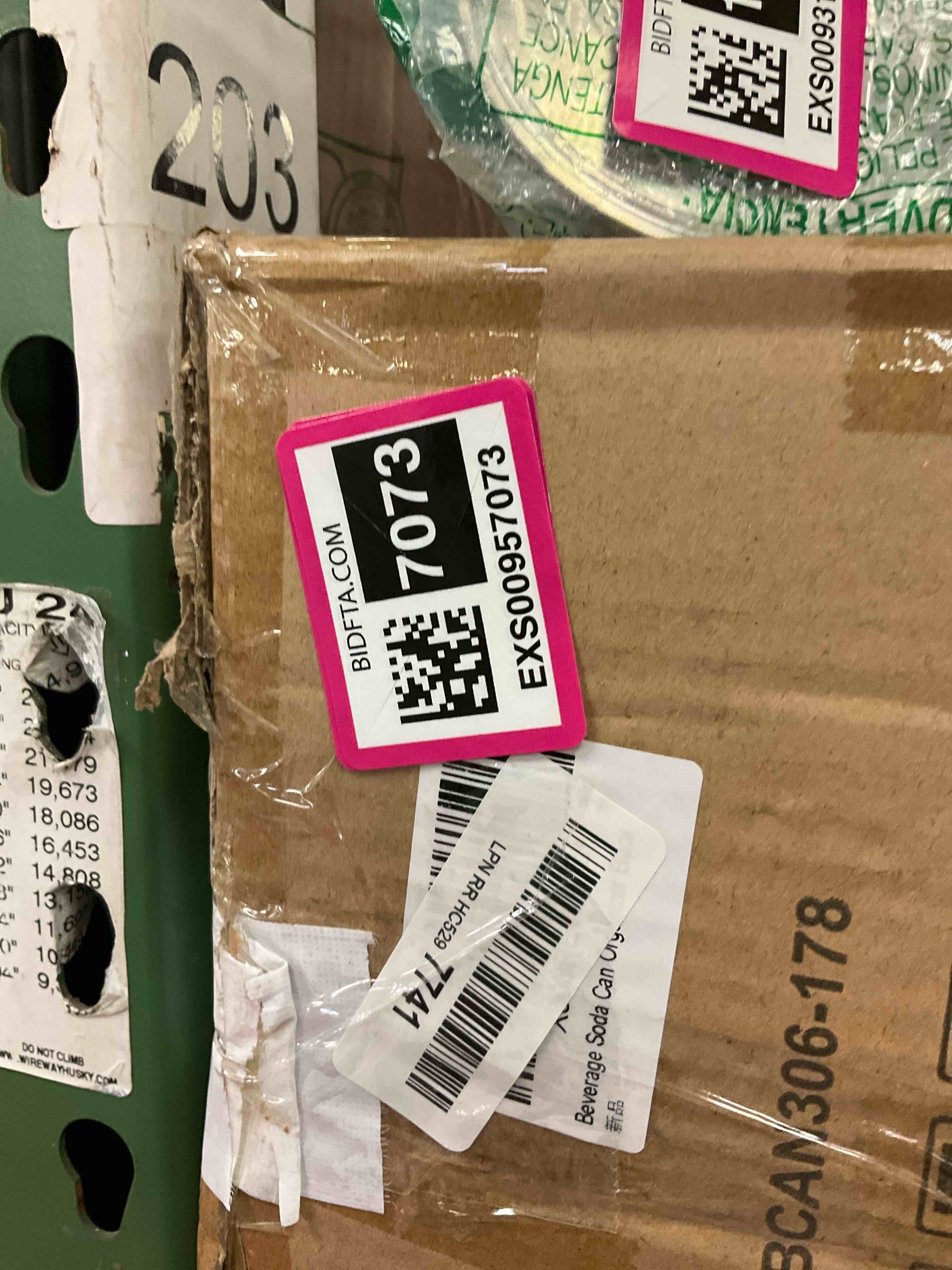 https://s3.amazonaws.com/lotting-images-prod/bidfta/EXS00957073_1703788449172.jpeg