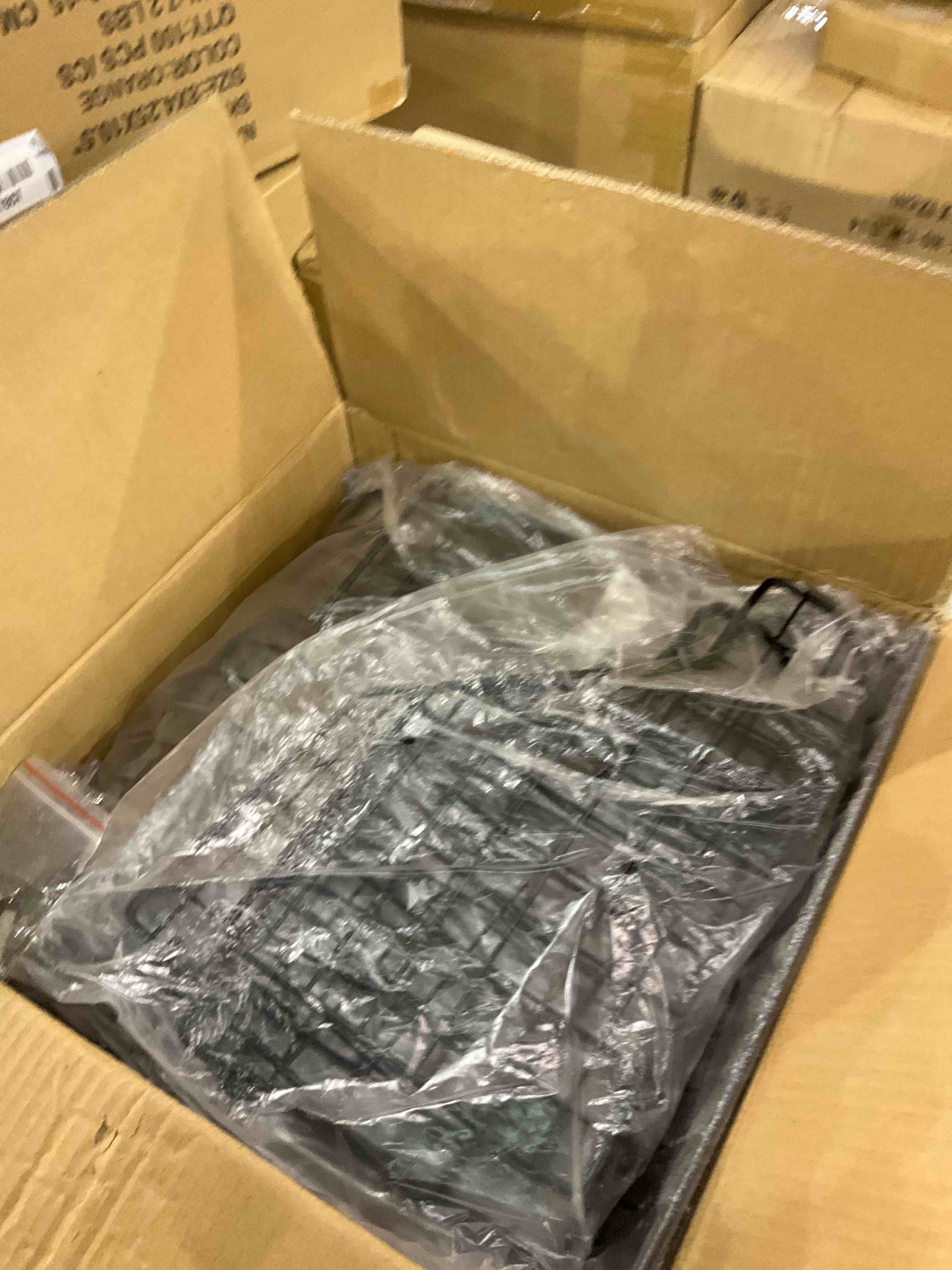 https://s3.amazonaws.com/lotting-images-prod/bidfta/EXS00957686_1704462080474.jpeg